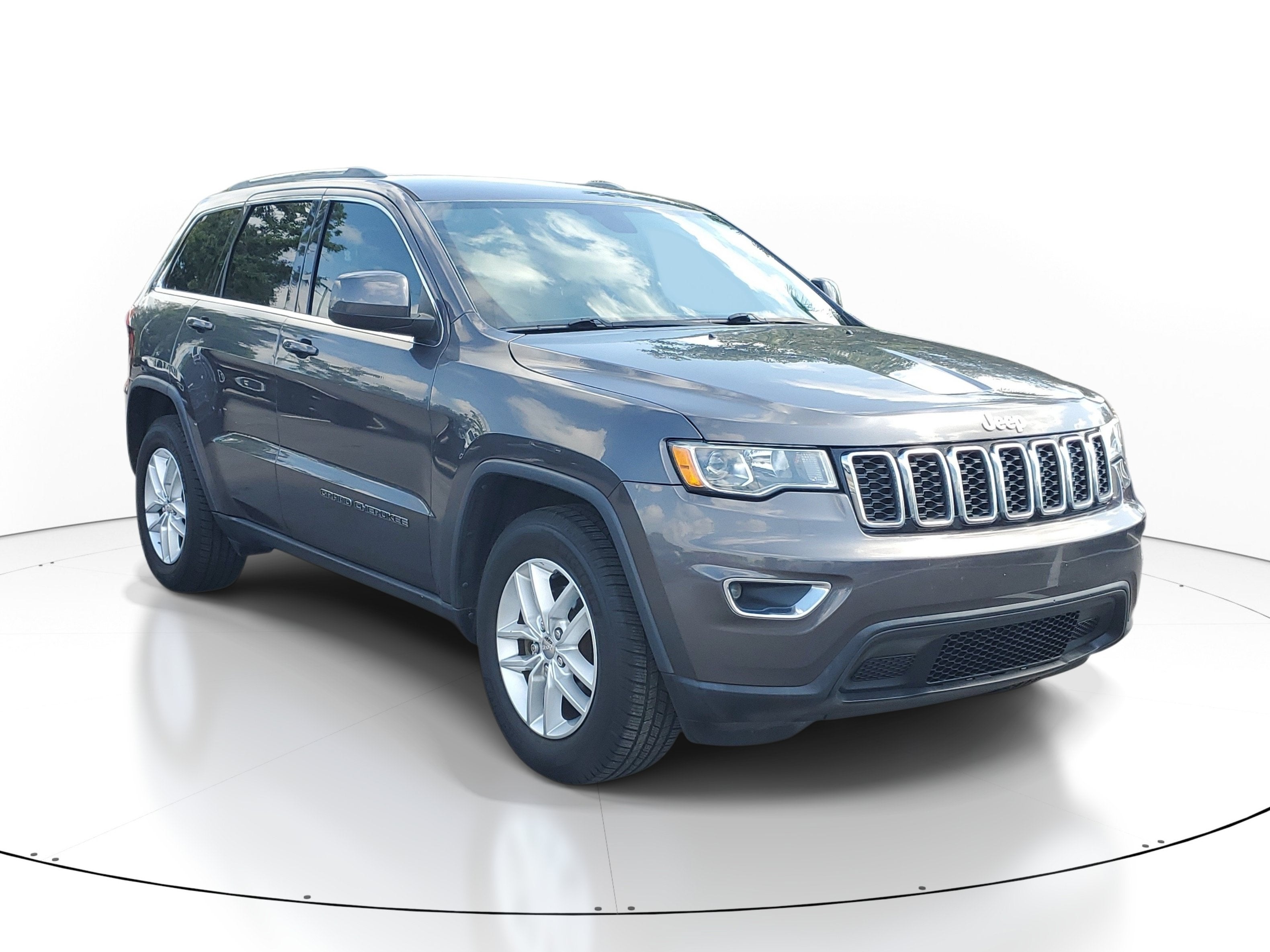 2018 Jeep Grand Cherokee Laredo E