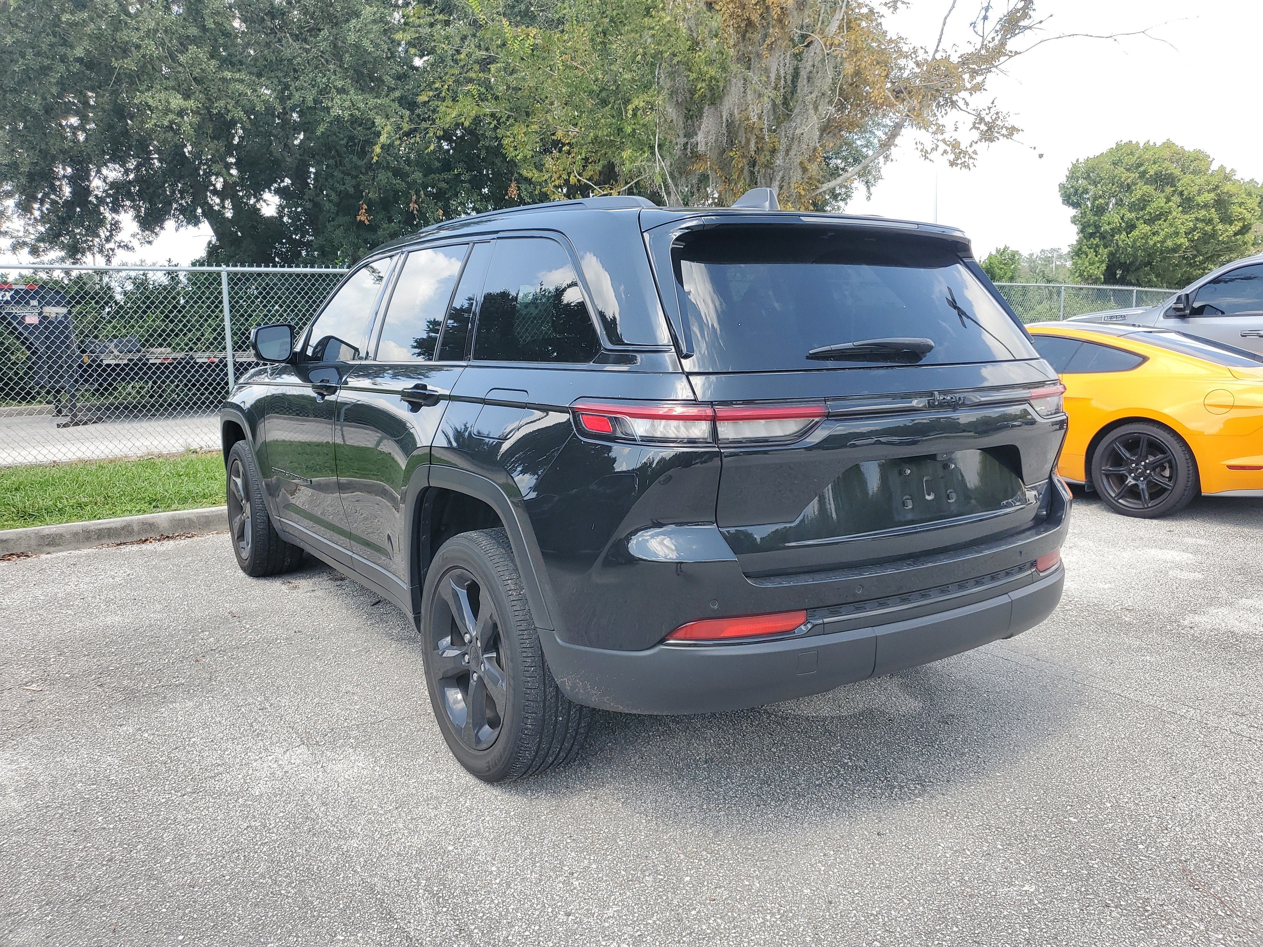 2023 Jeep Grand Cherokee Altitude
