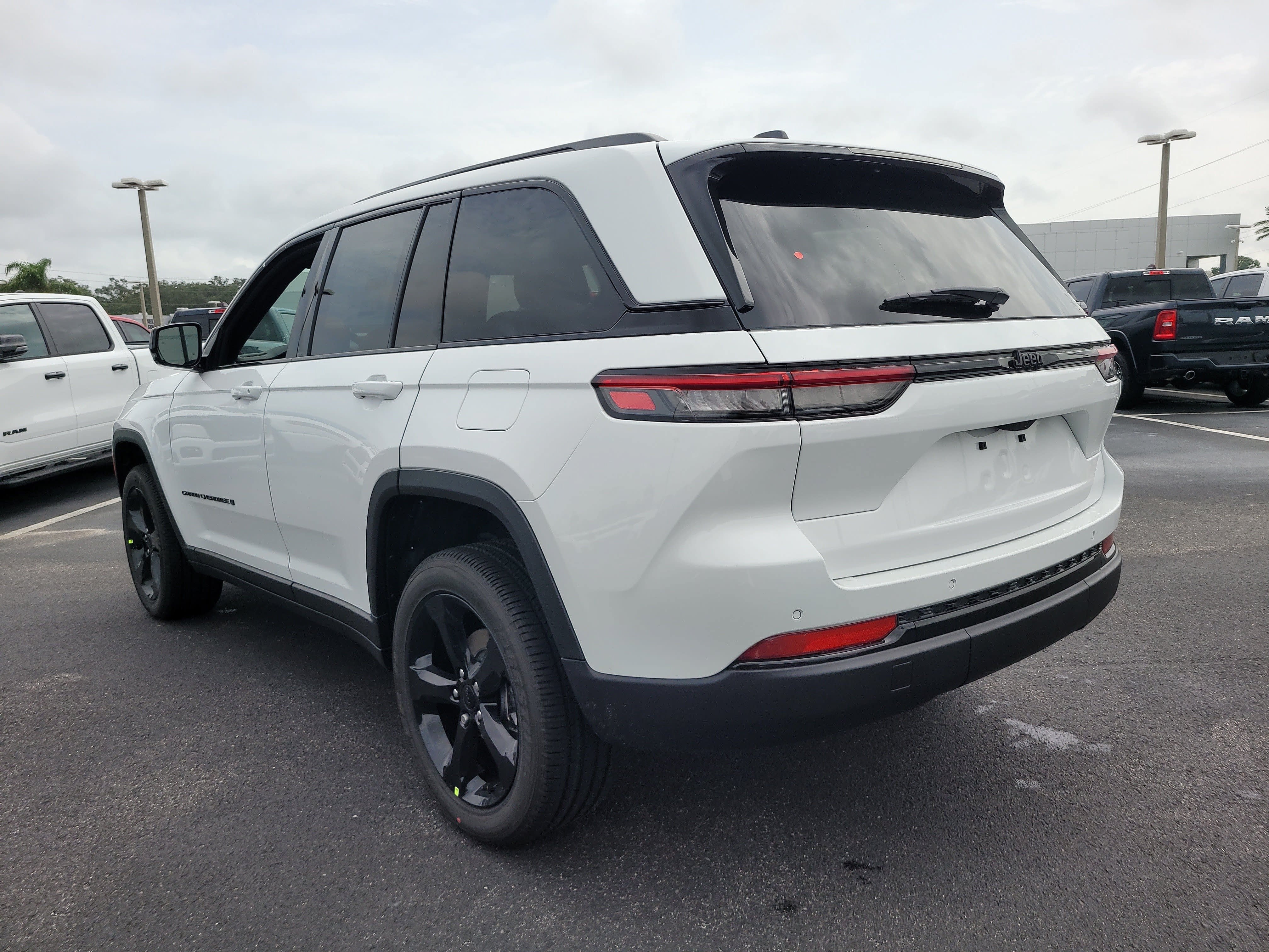 2025 Jeep Grand Cherokee Altitude X