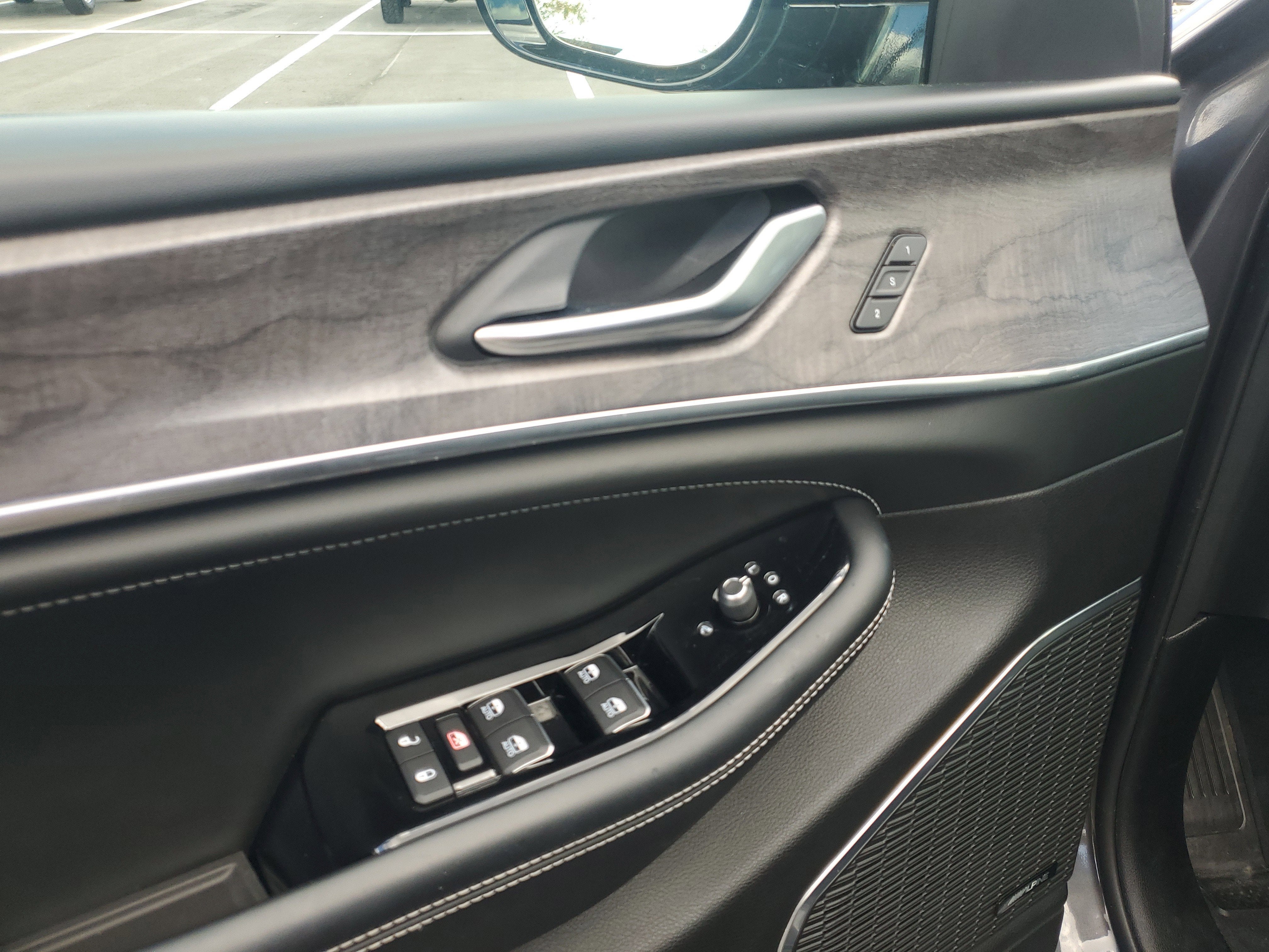 2023 Jeep Grand Cherokee L Overland