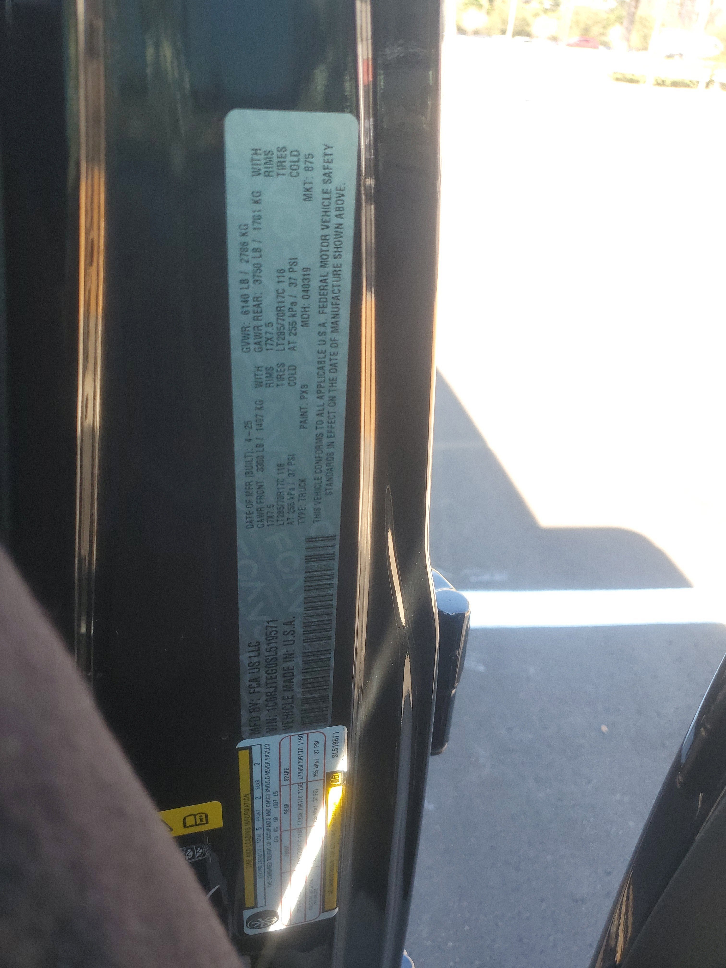 2025 Jeep Gladiator Mojave