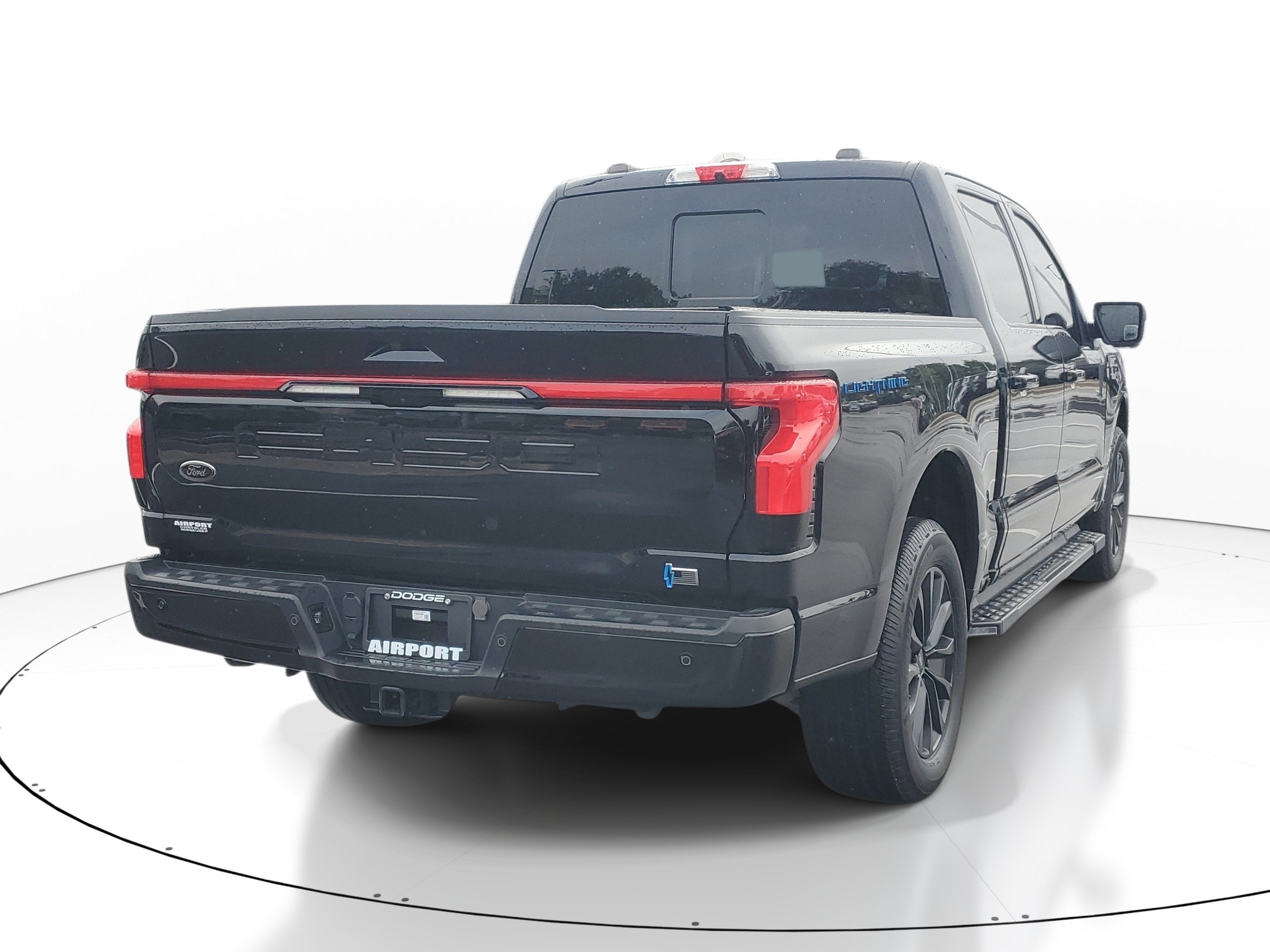 2023 Ford F-150 Lightning LARIAT