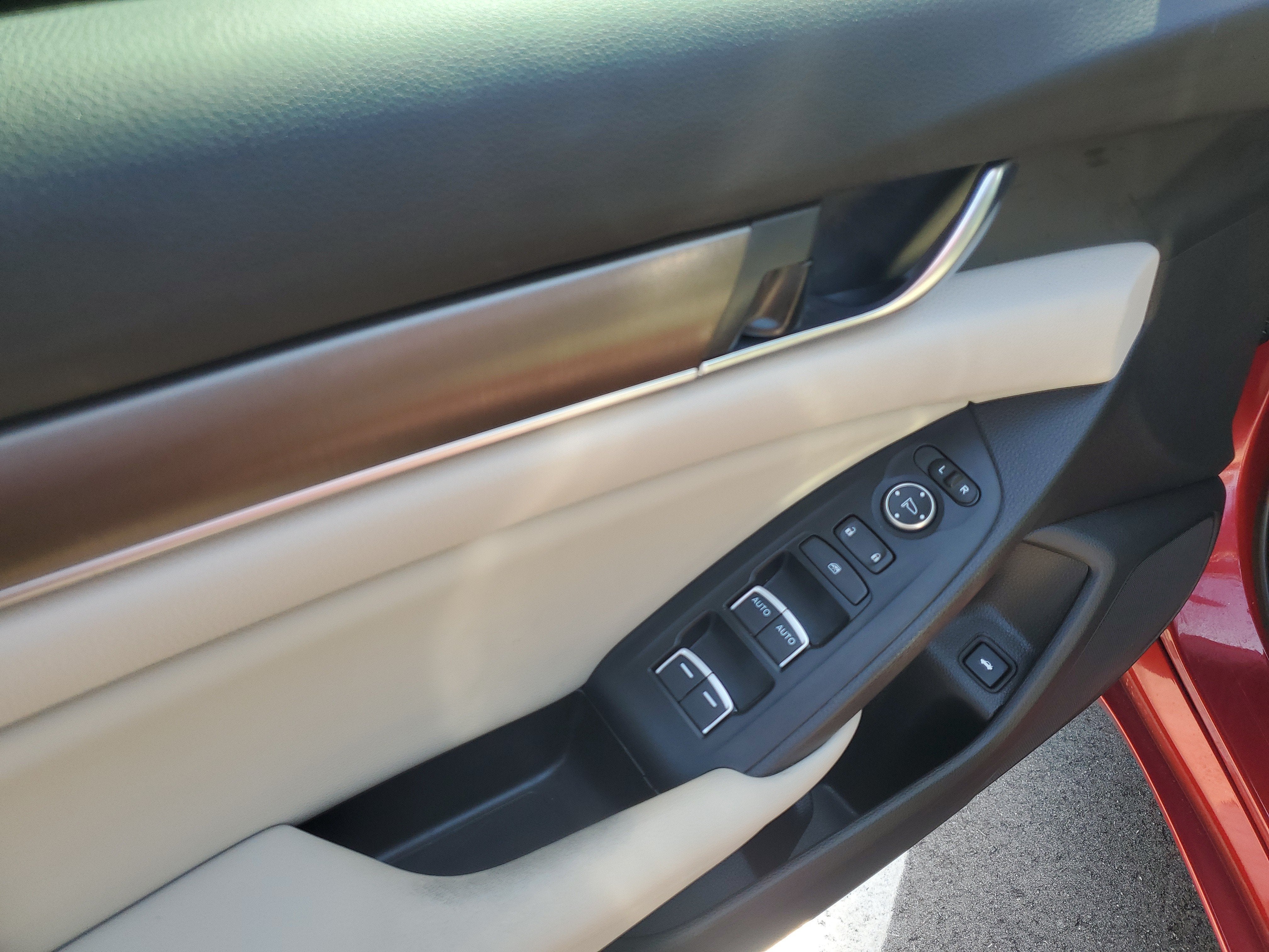 2018 Honda Accord Hybrid Base