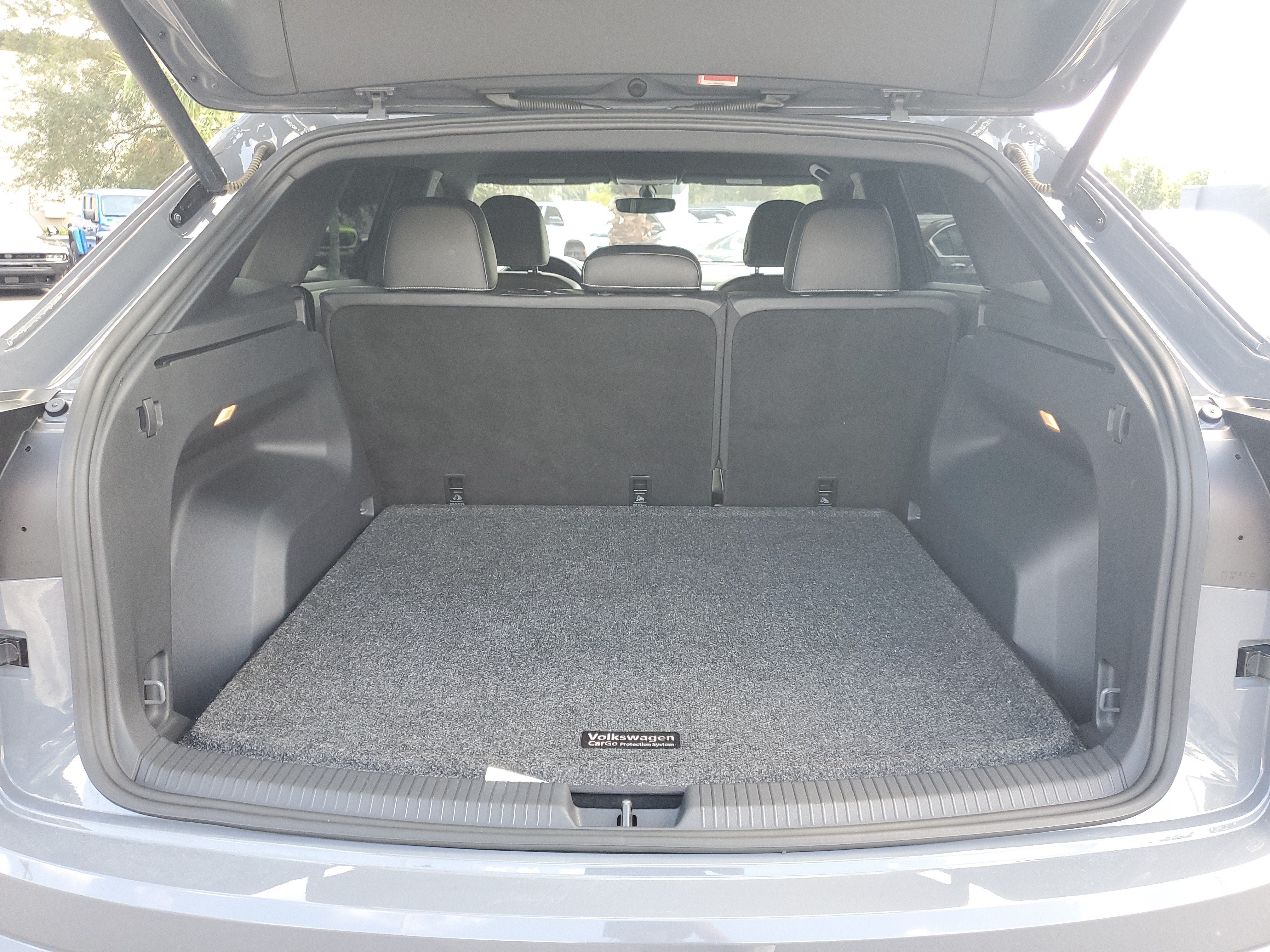 2020 Volkswagen Atlas Cross Sport 2.0T SE w/Technology