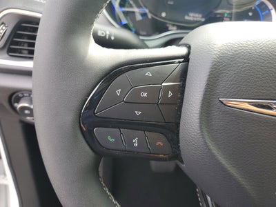 2025 Chrysler Pacifica Hybrid Premium S Appearance Pkg