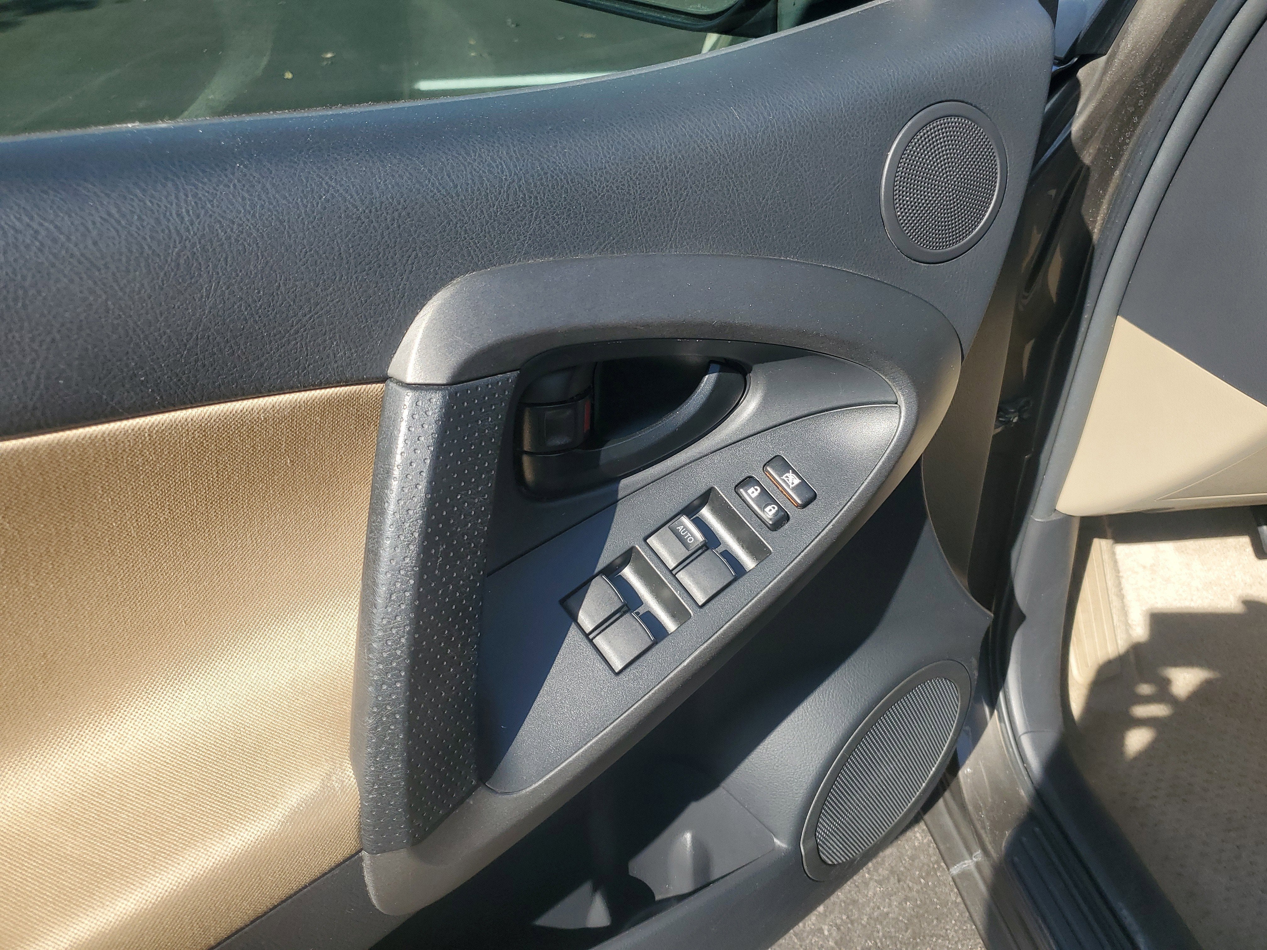 2011 Toyota RAV4 Base