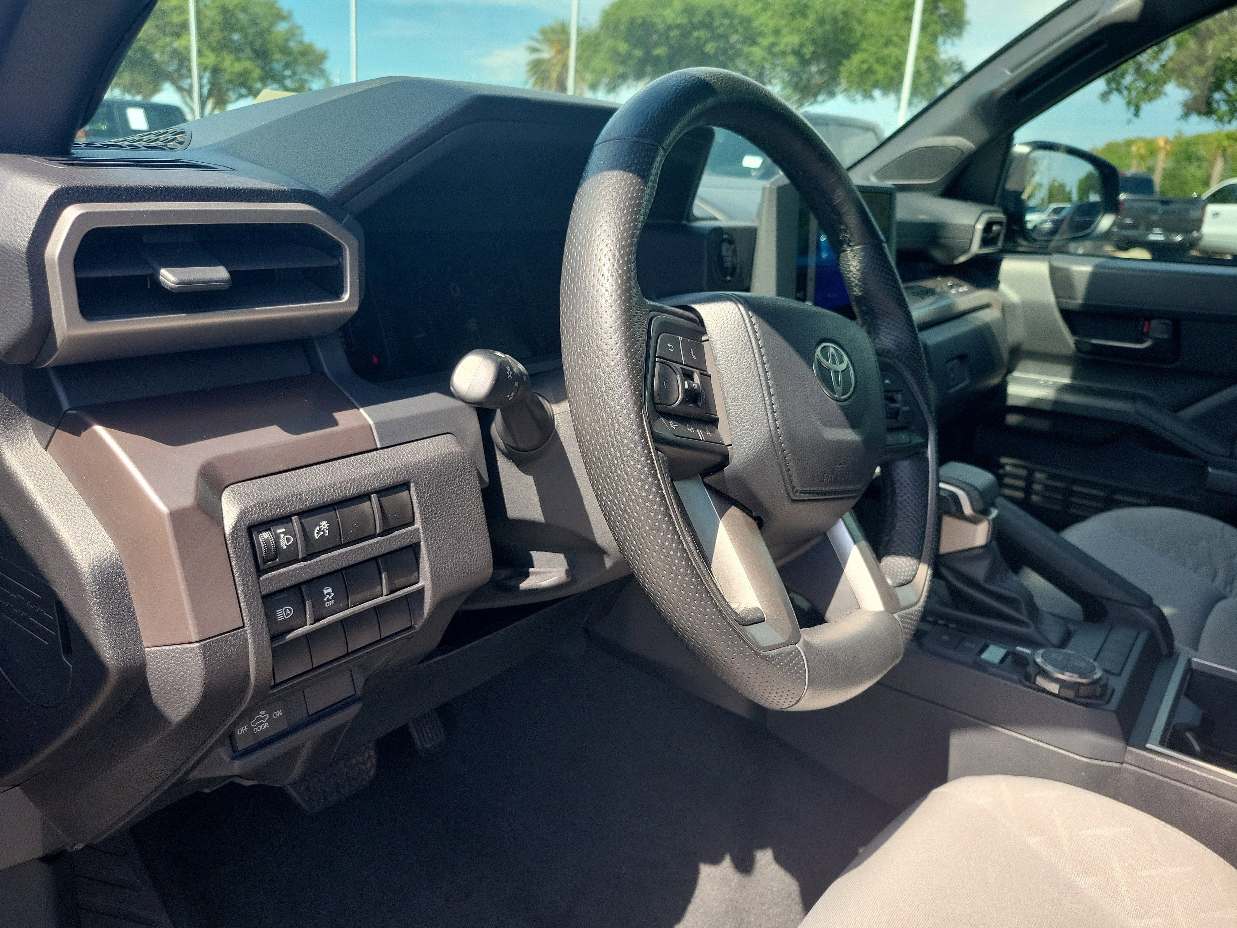 2024 Toyota Tacoma 4WD SR5