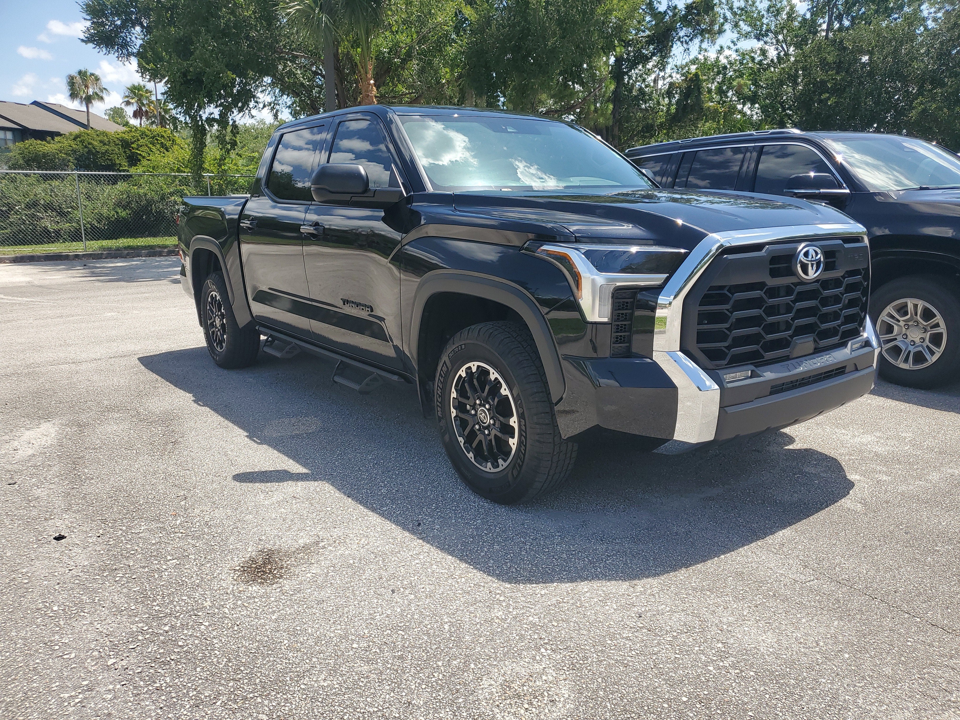 2024 Toyota Tundra 4WD SR5