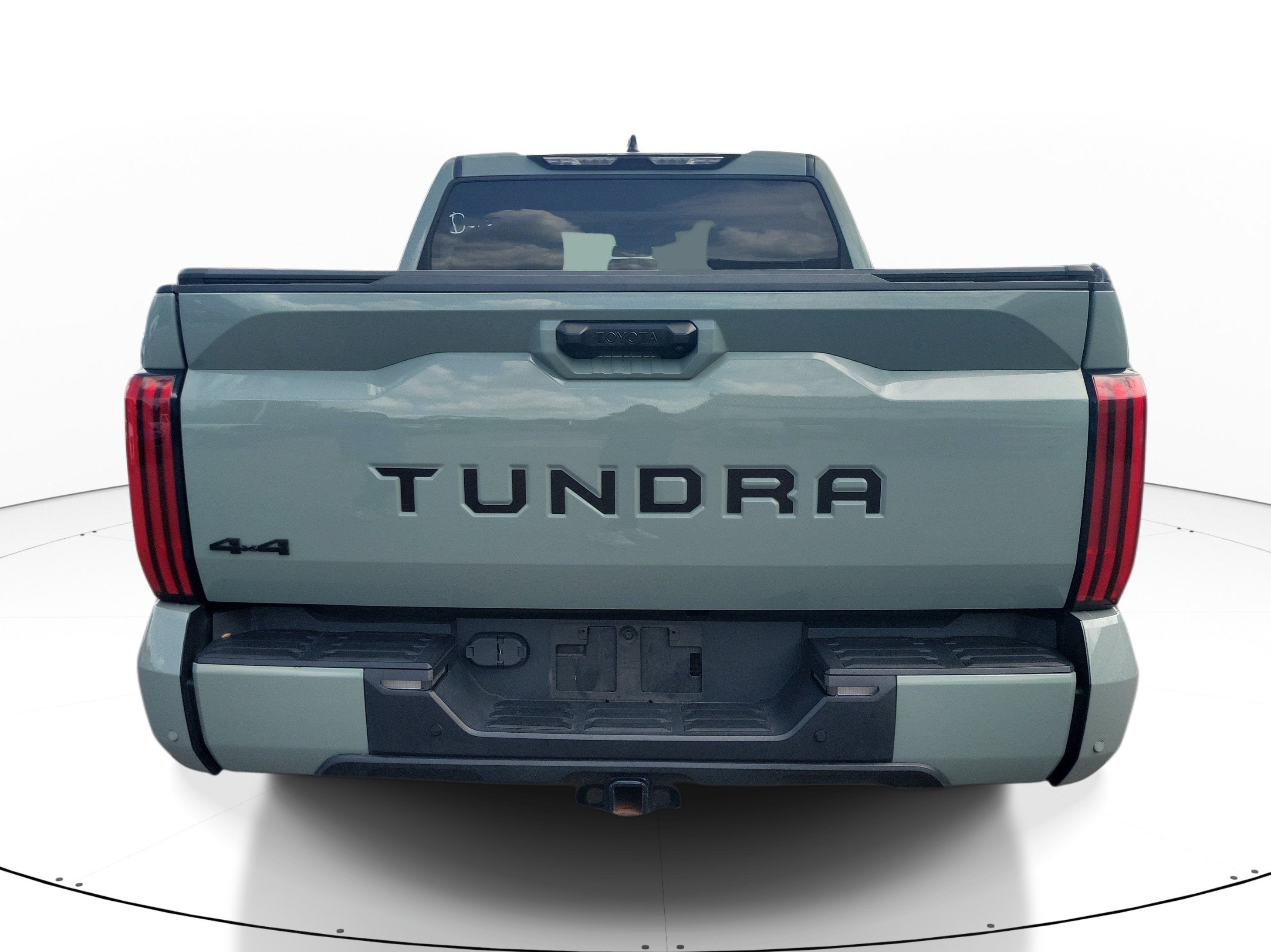 2022 Toyota Tundra 4WD SR5