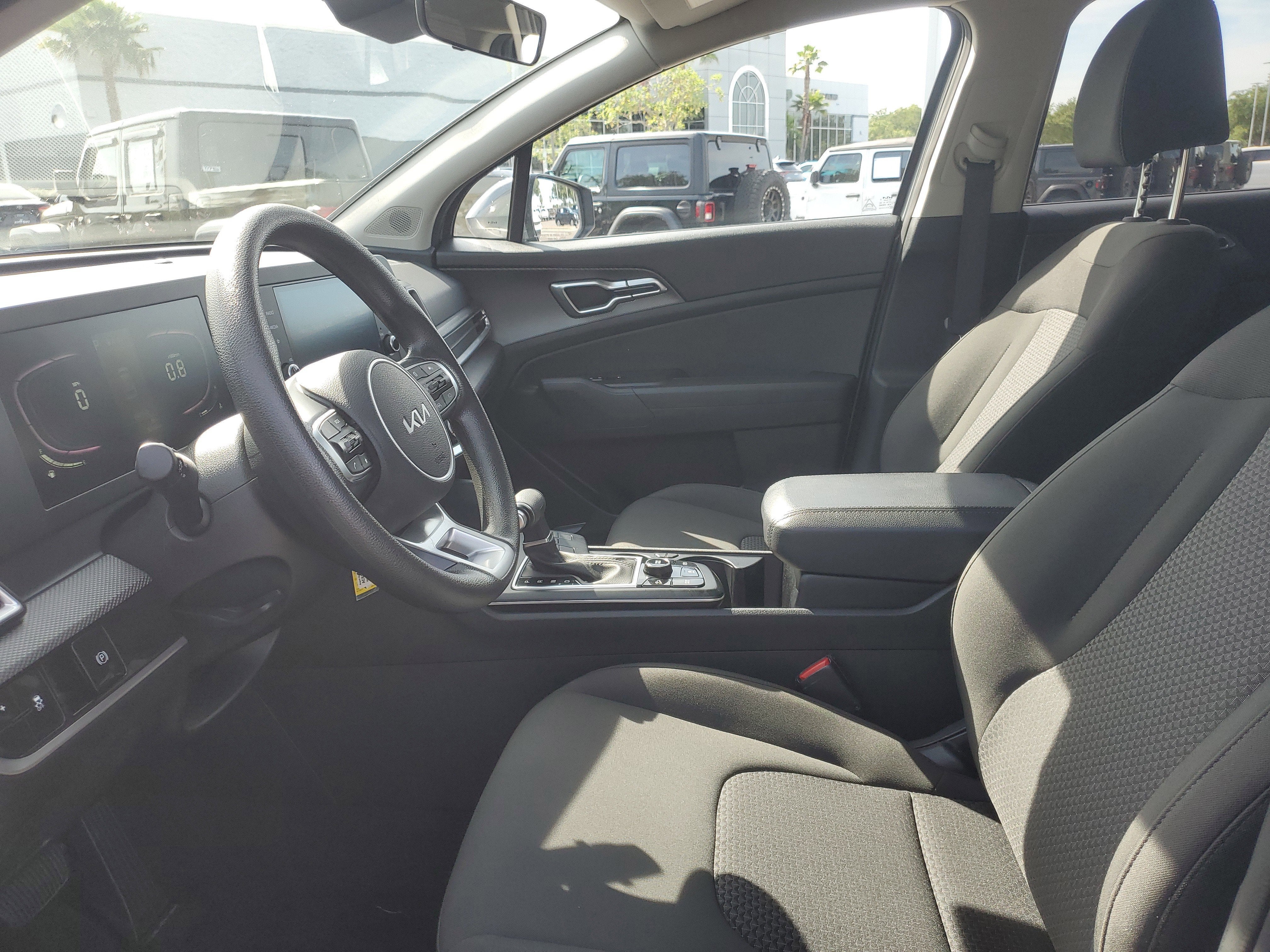 2025 Kia Sportage LX