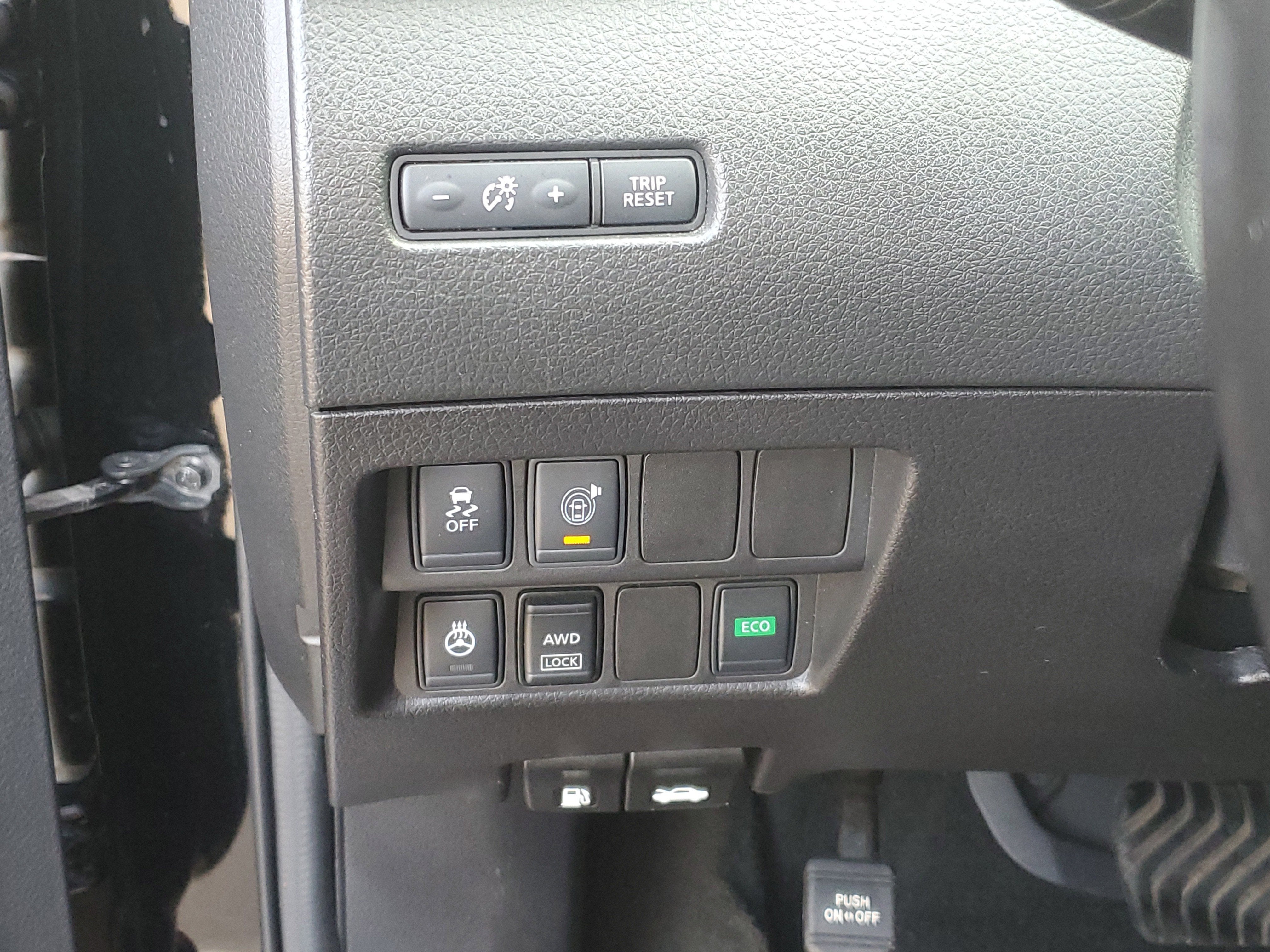 2017 Nissan Rogue Sport SV