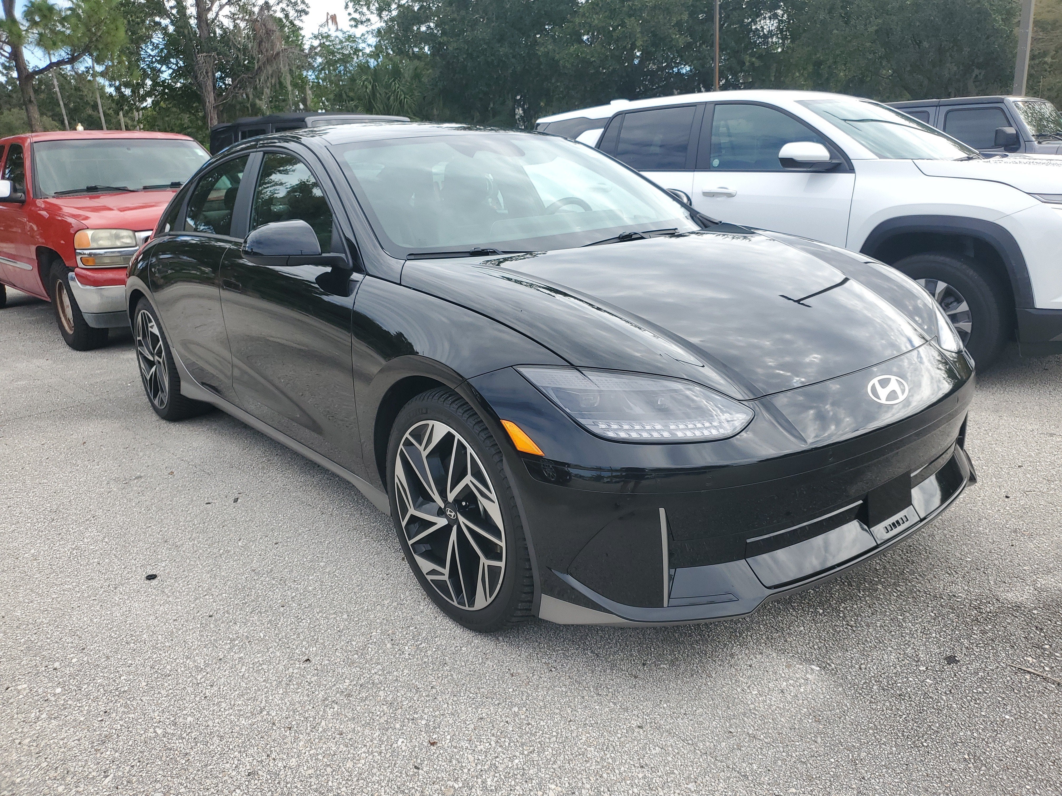 2024 Hyundai IONIQ 6 SEL