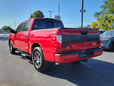2022 Nissan Titan SV