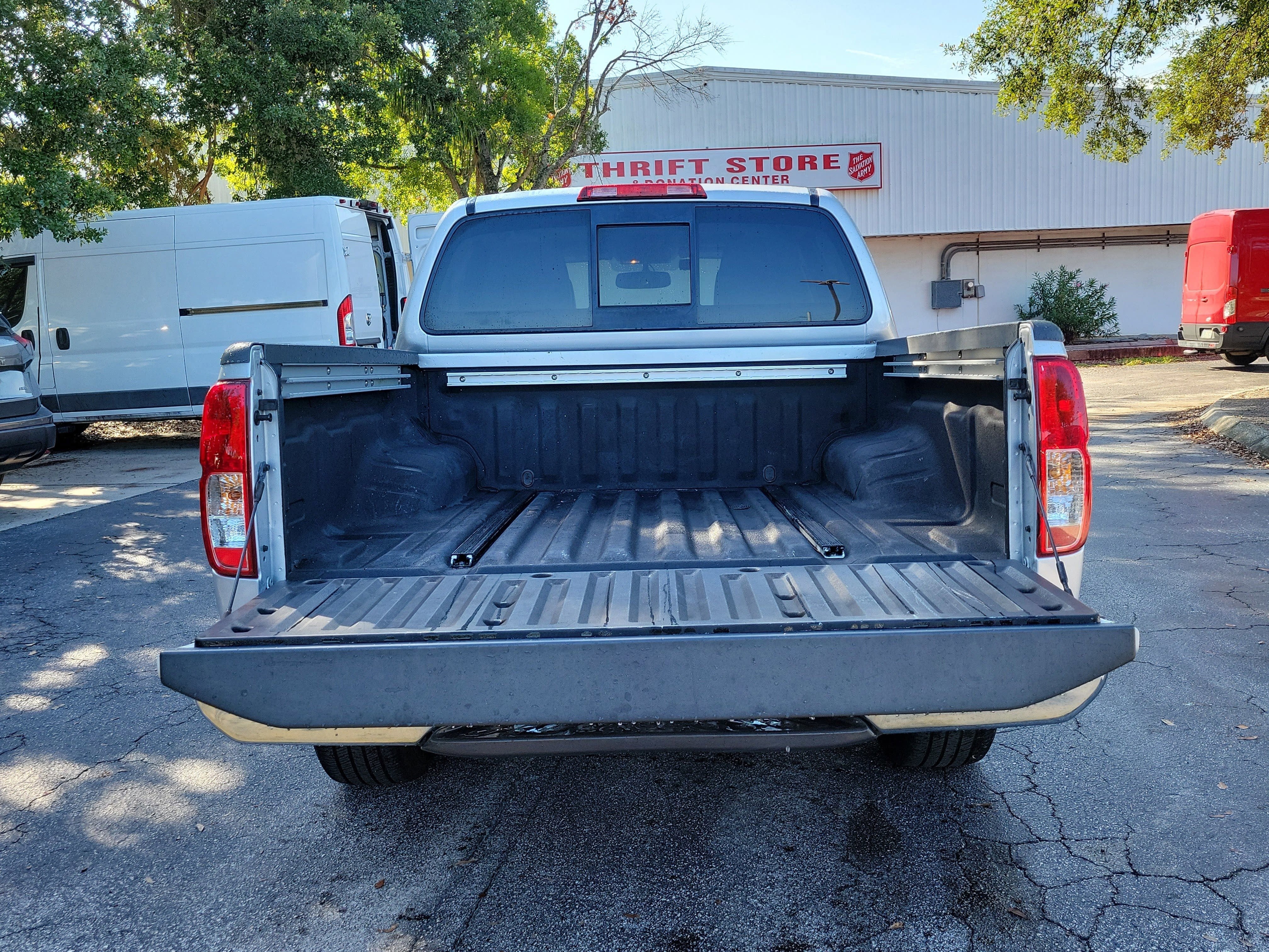 2019 Nissan Frontier SL
