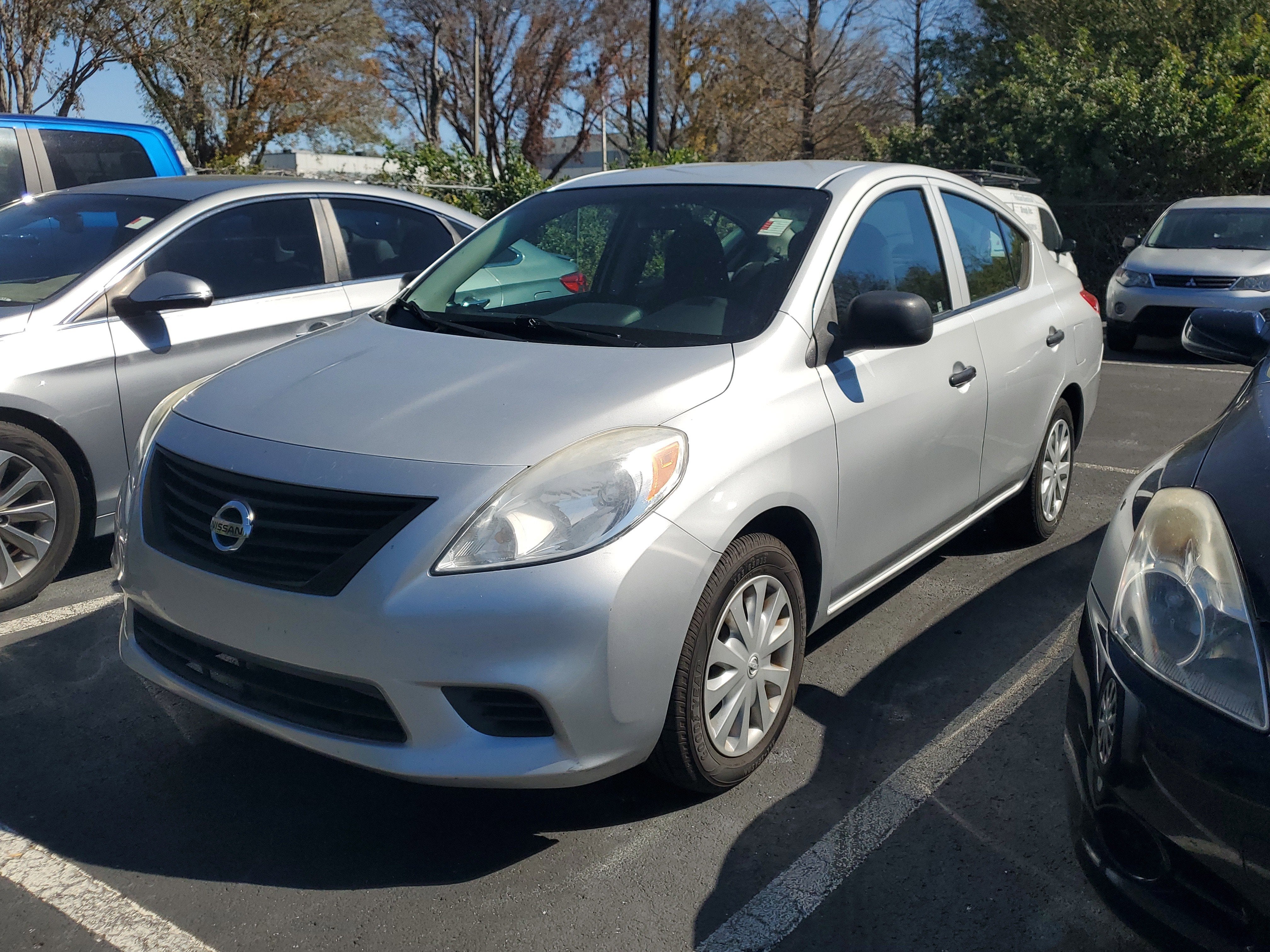 2012 Nissan Versa S