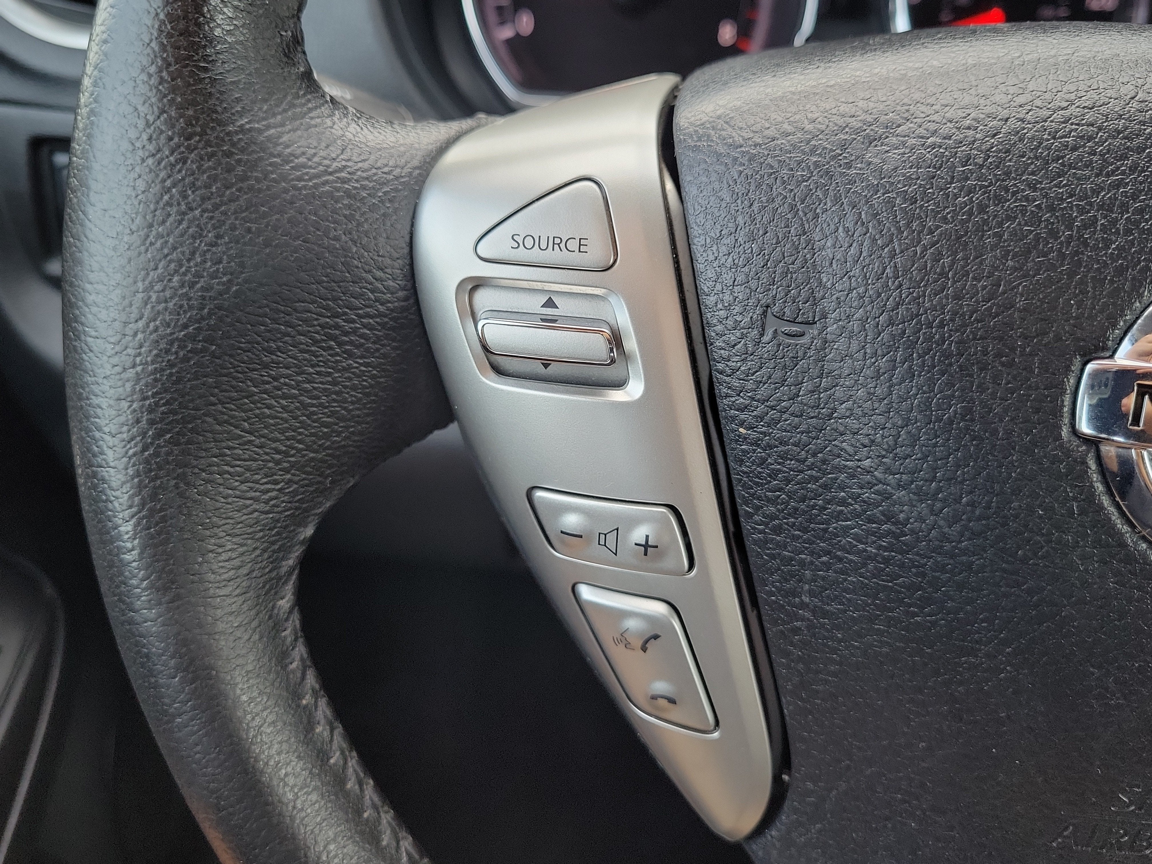 2016 Nissan Versa SL