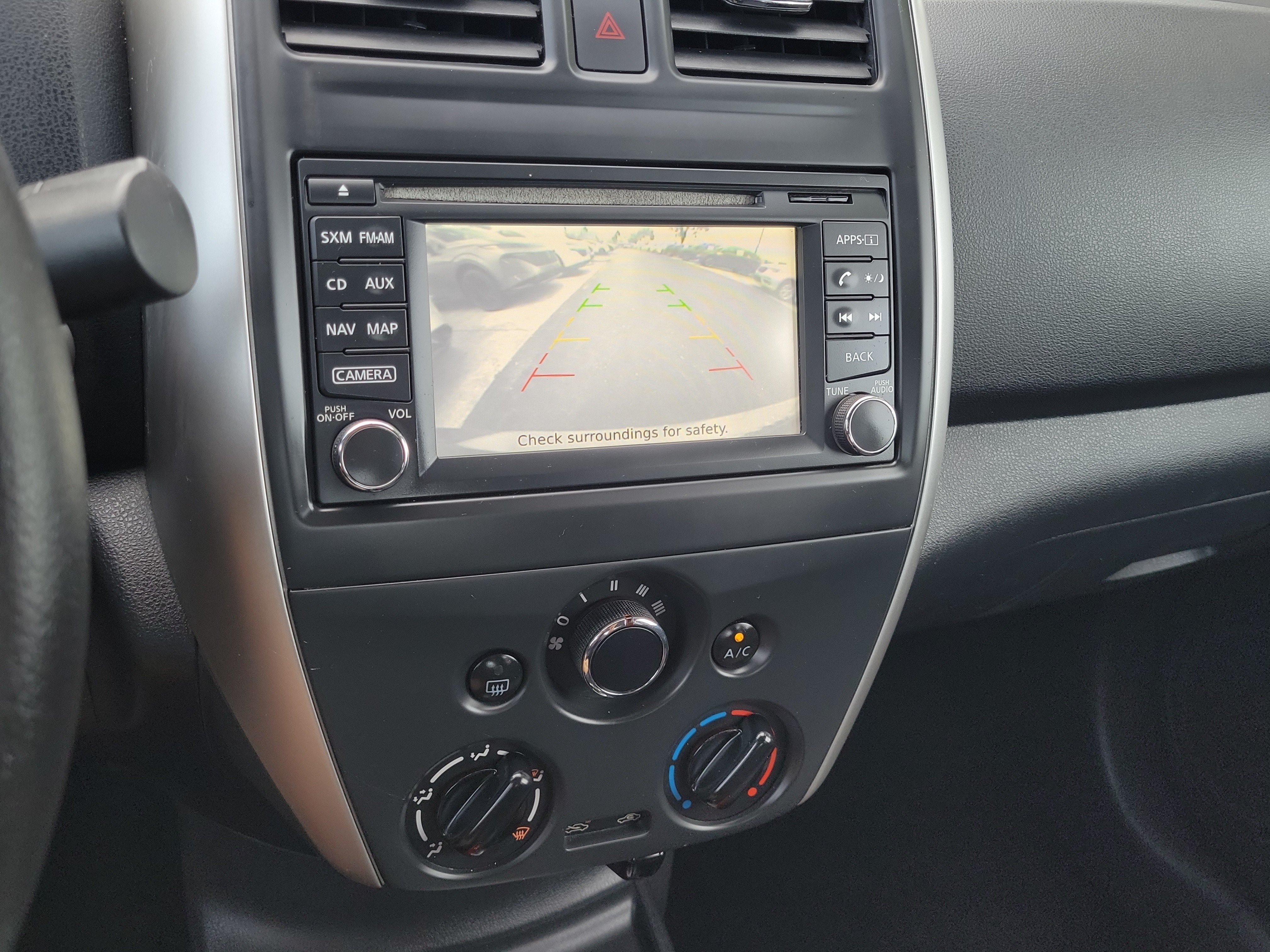 2016 Nissan Versa SL
