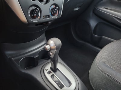 2016 Nissan Versa SL