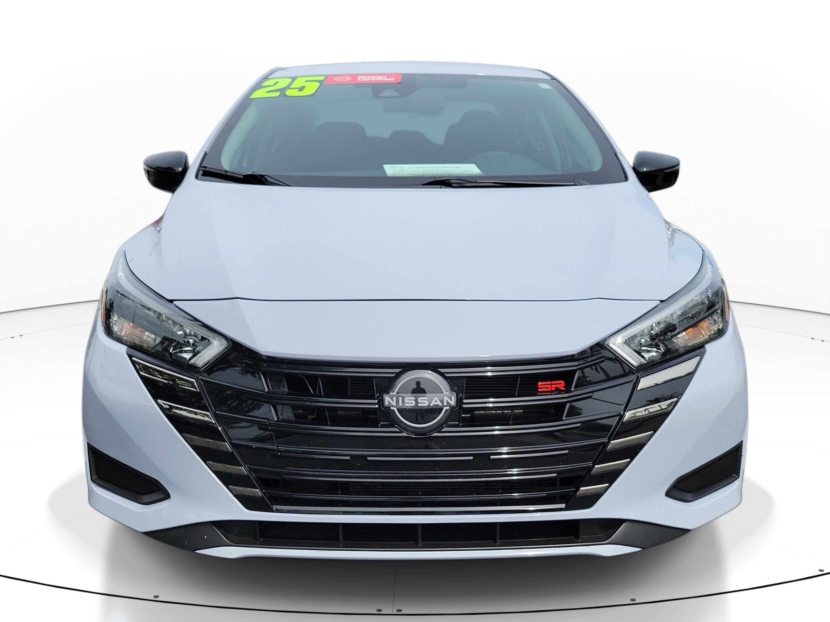 2025 Nissan Versa SR
