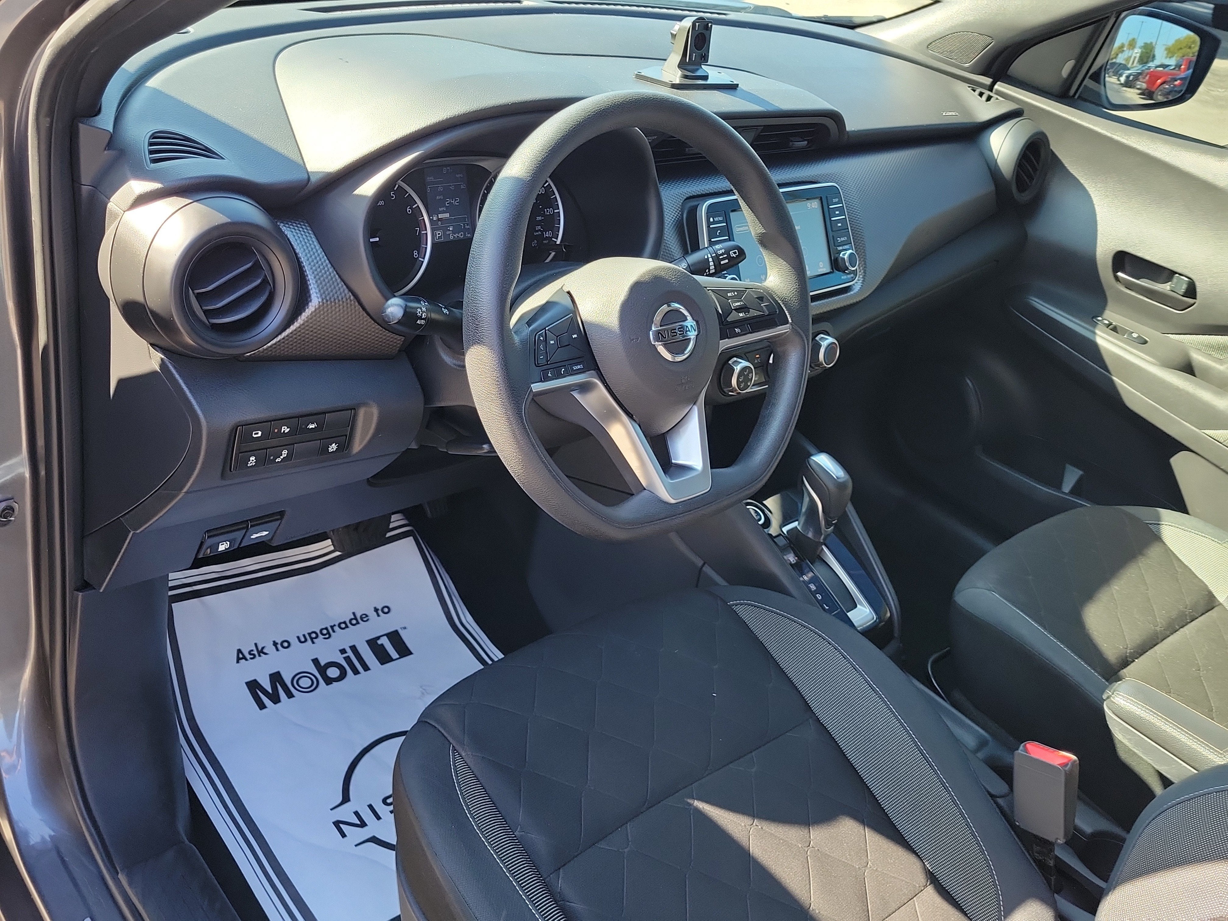 2020 Nissan Kicks S