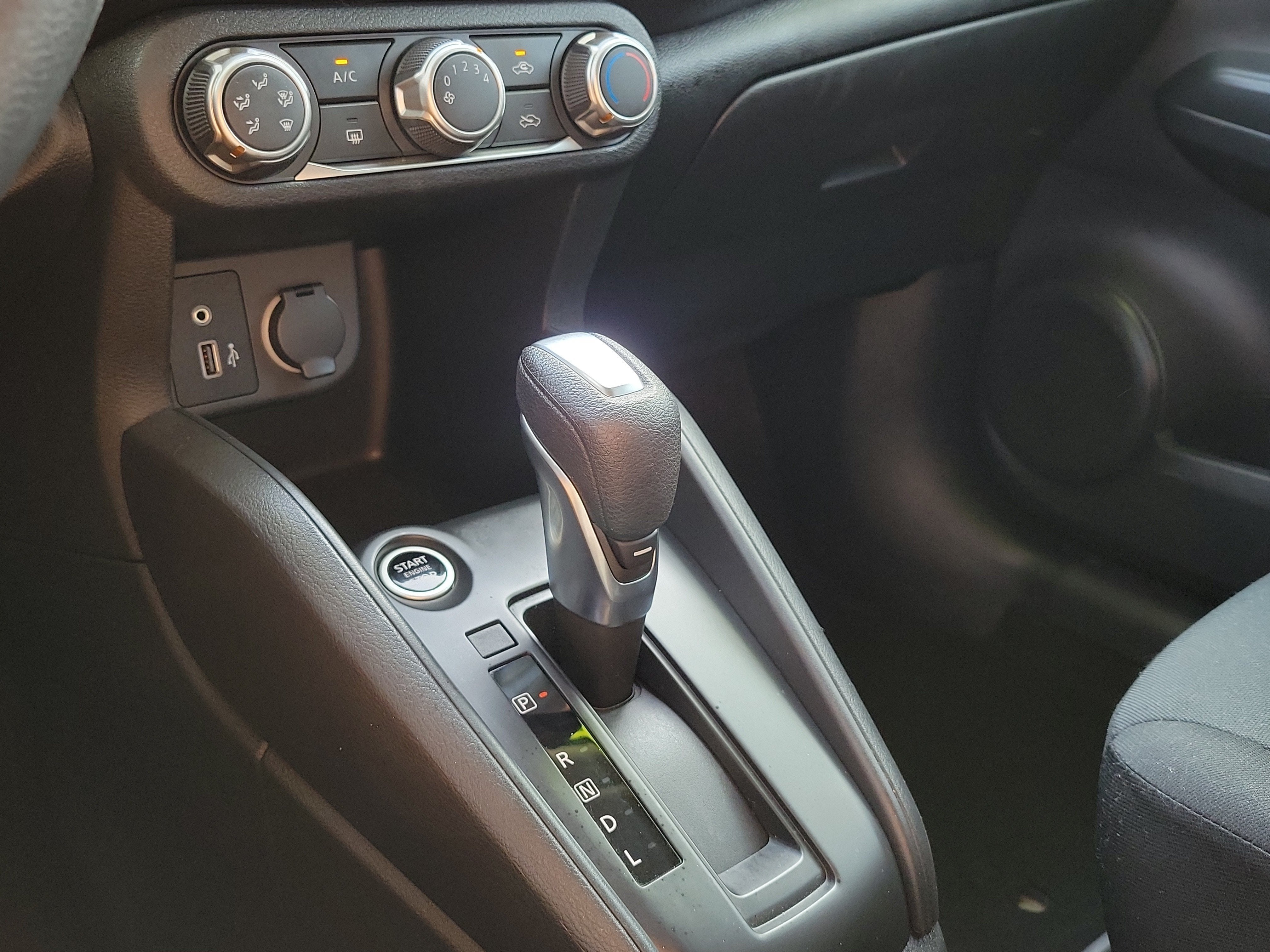 2023 Nissan Kicks S