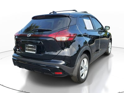 2023 Nissan Kicks S