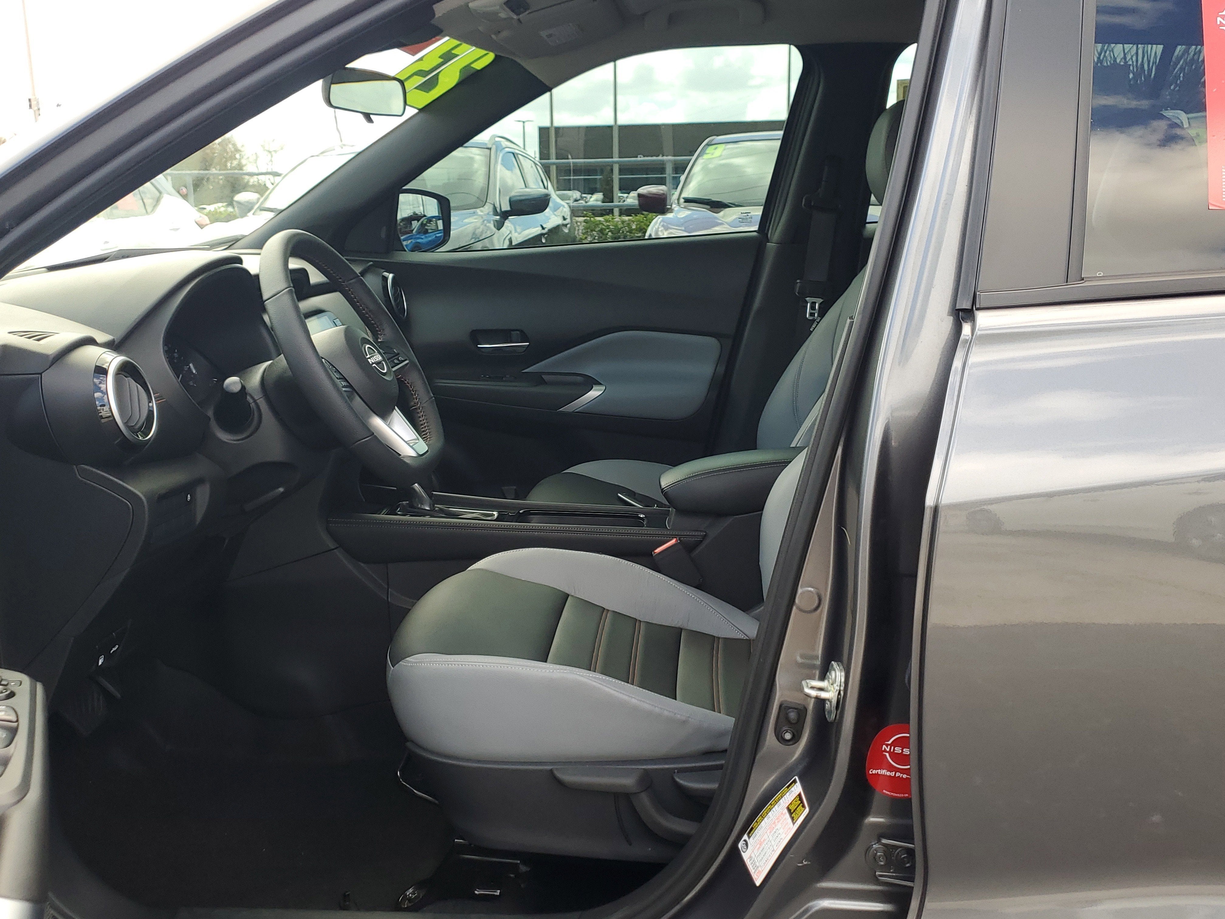 2023 Nissan Kicks SR