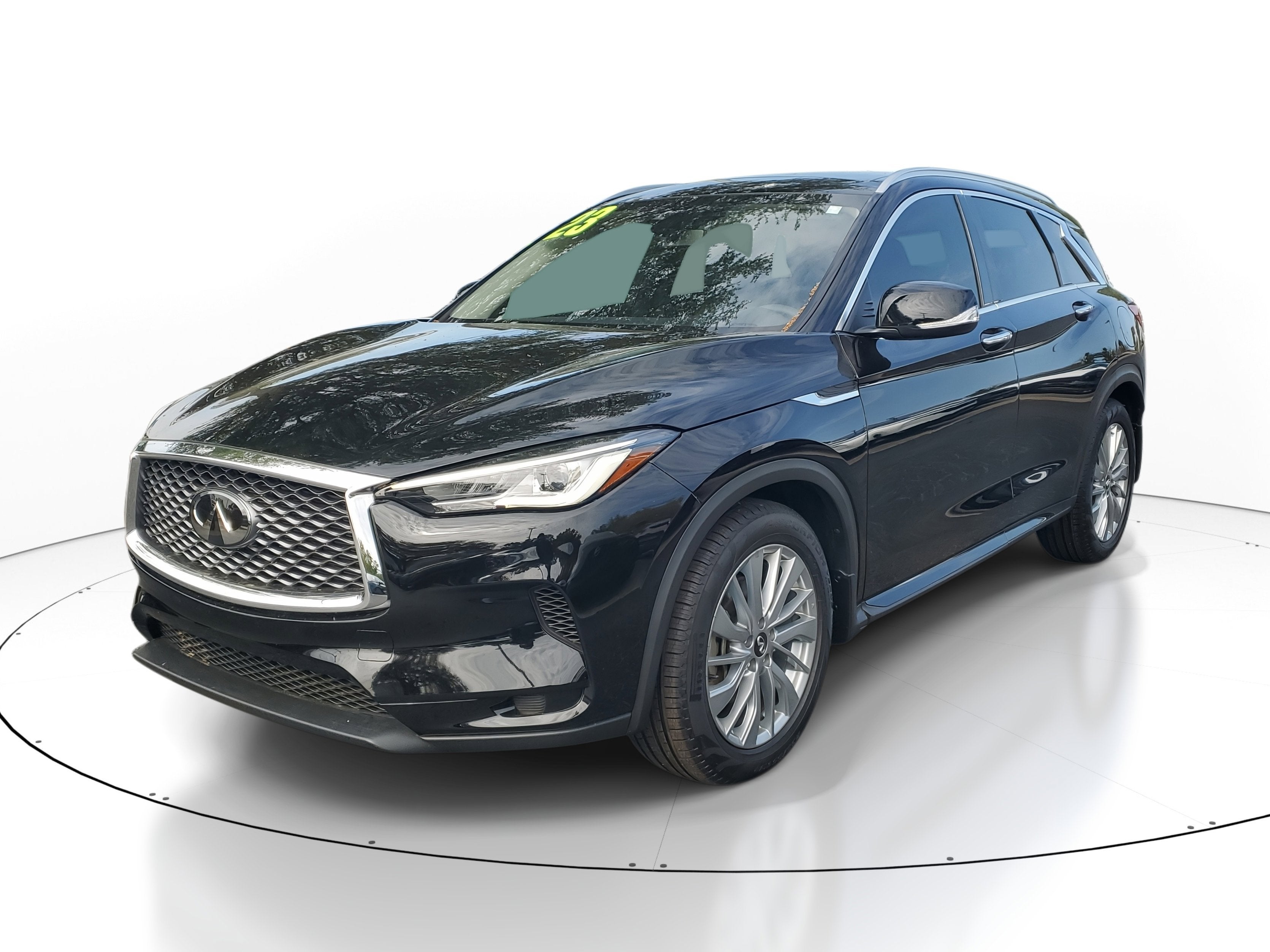2023 INFINITI QX50 LUXE