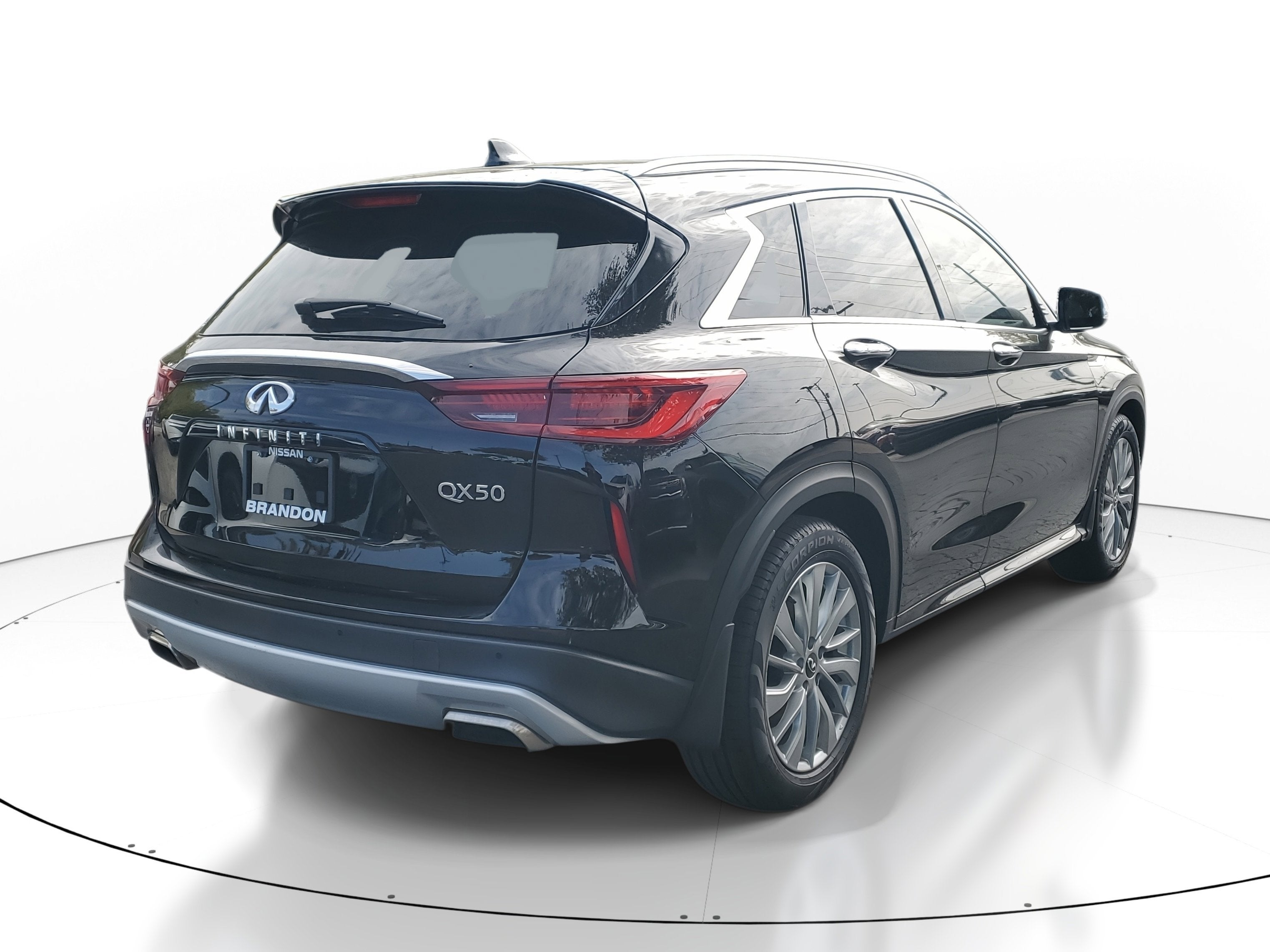 2023 INFINITI QX50 LUXE