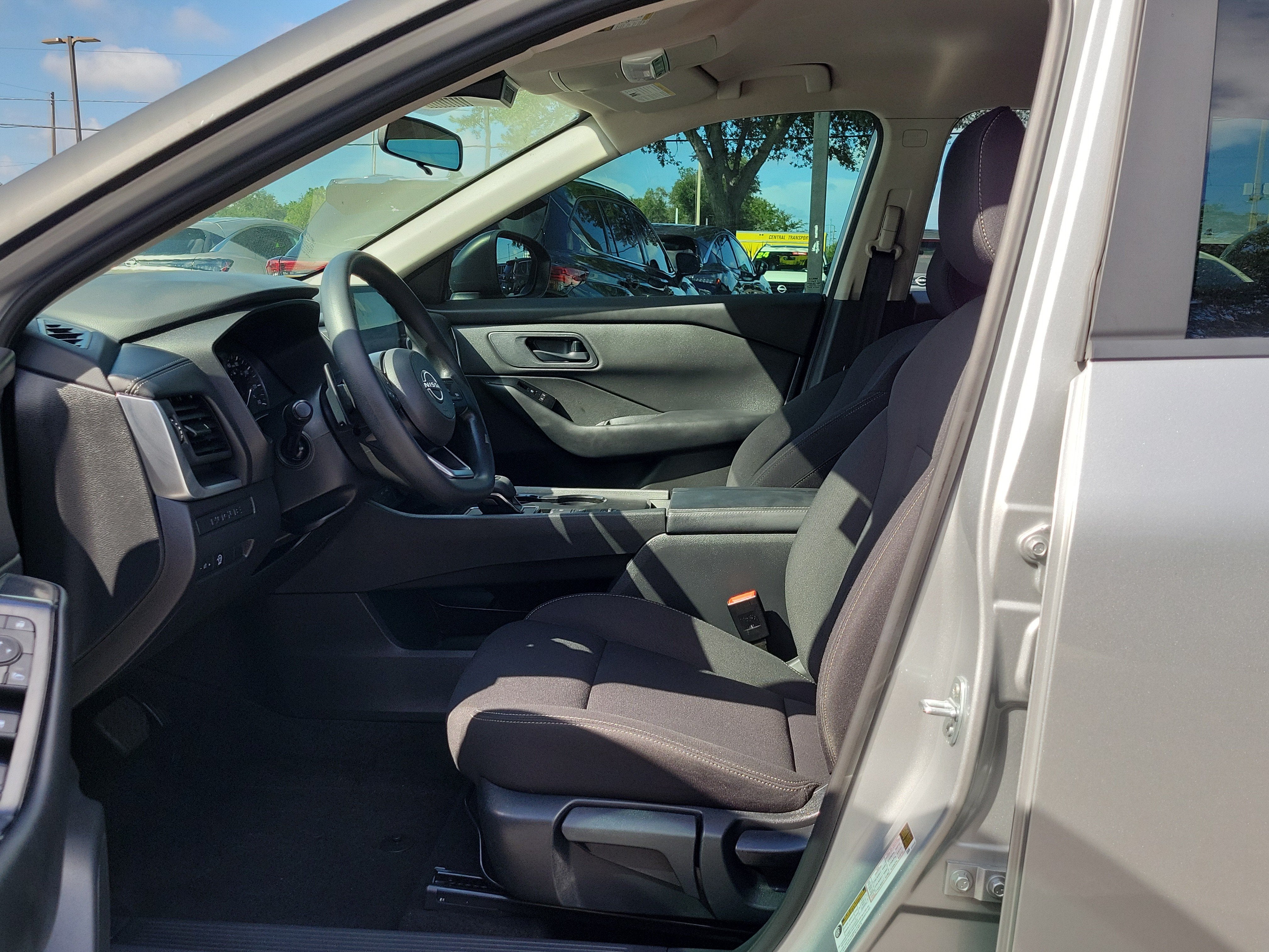 2024 Nissan Rogue S