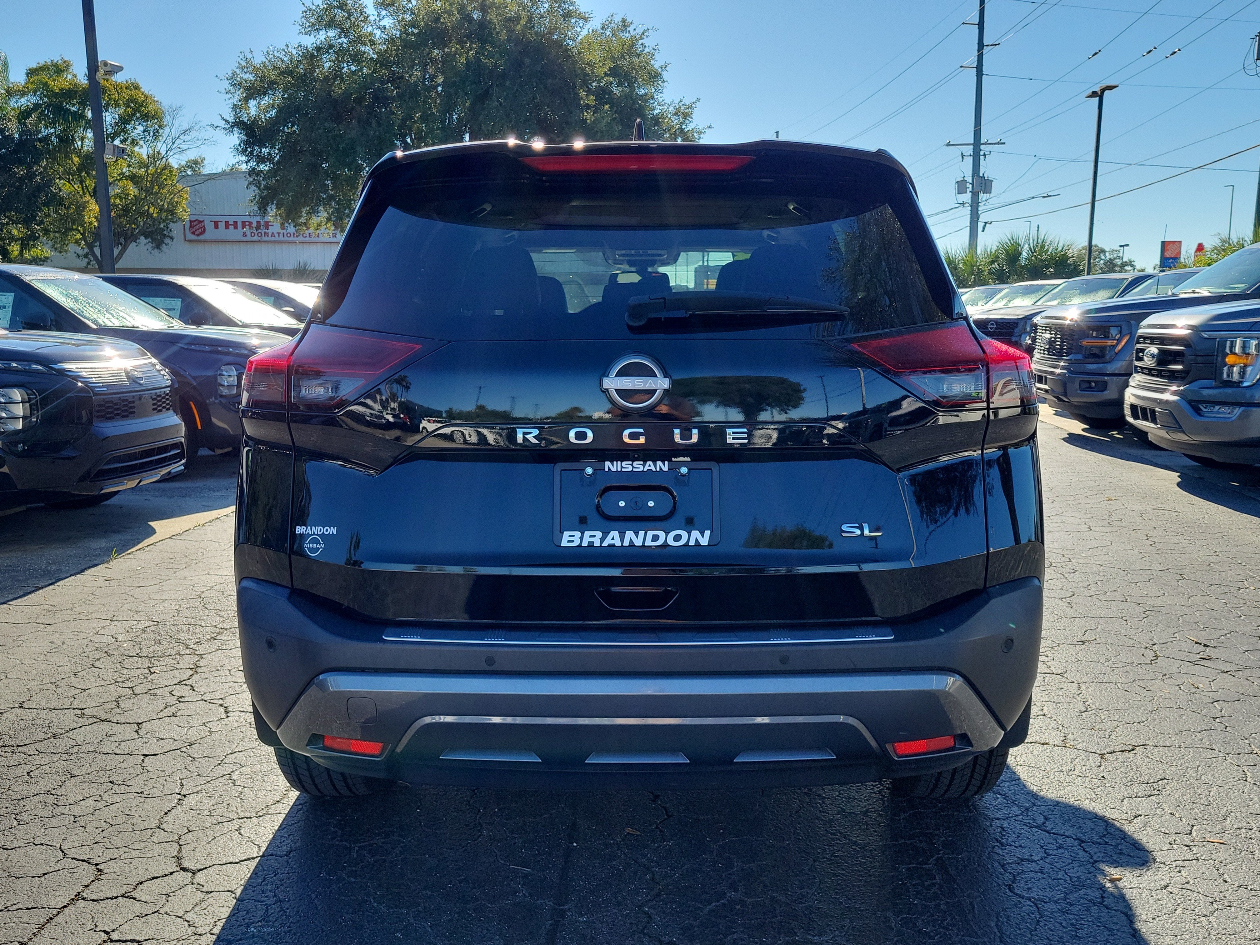 2023 Nissan Rogue SL