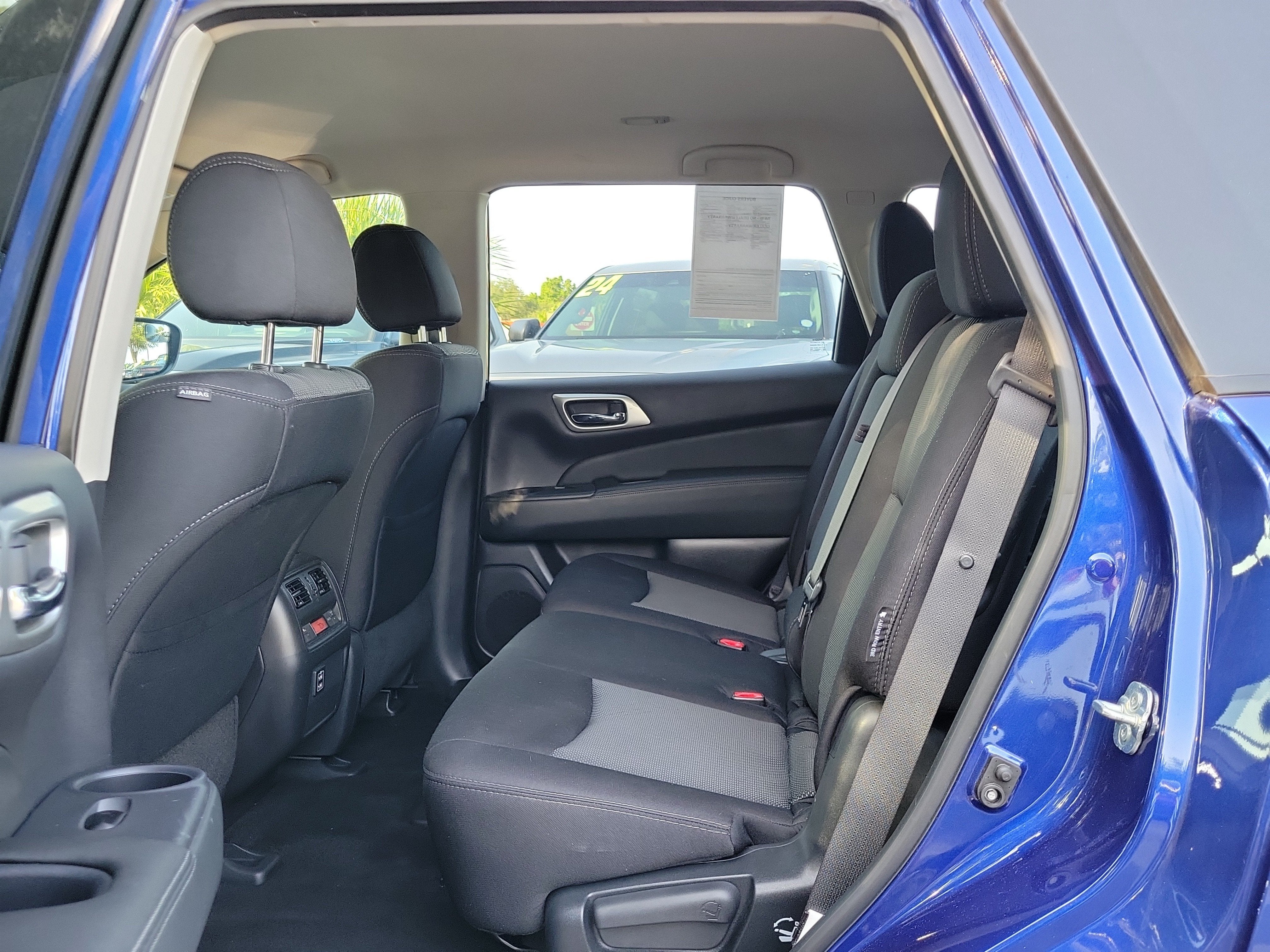 2018 Nissan Pathfinder SV