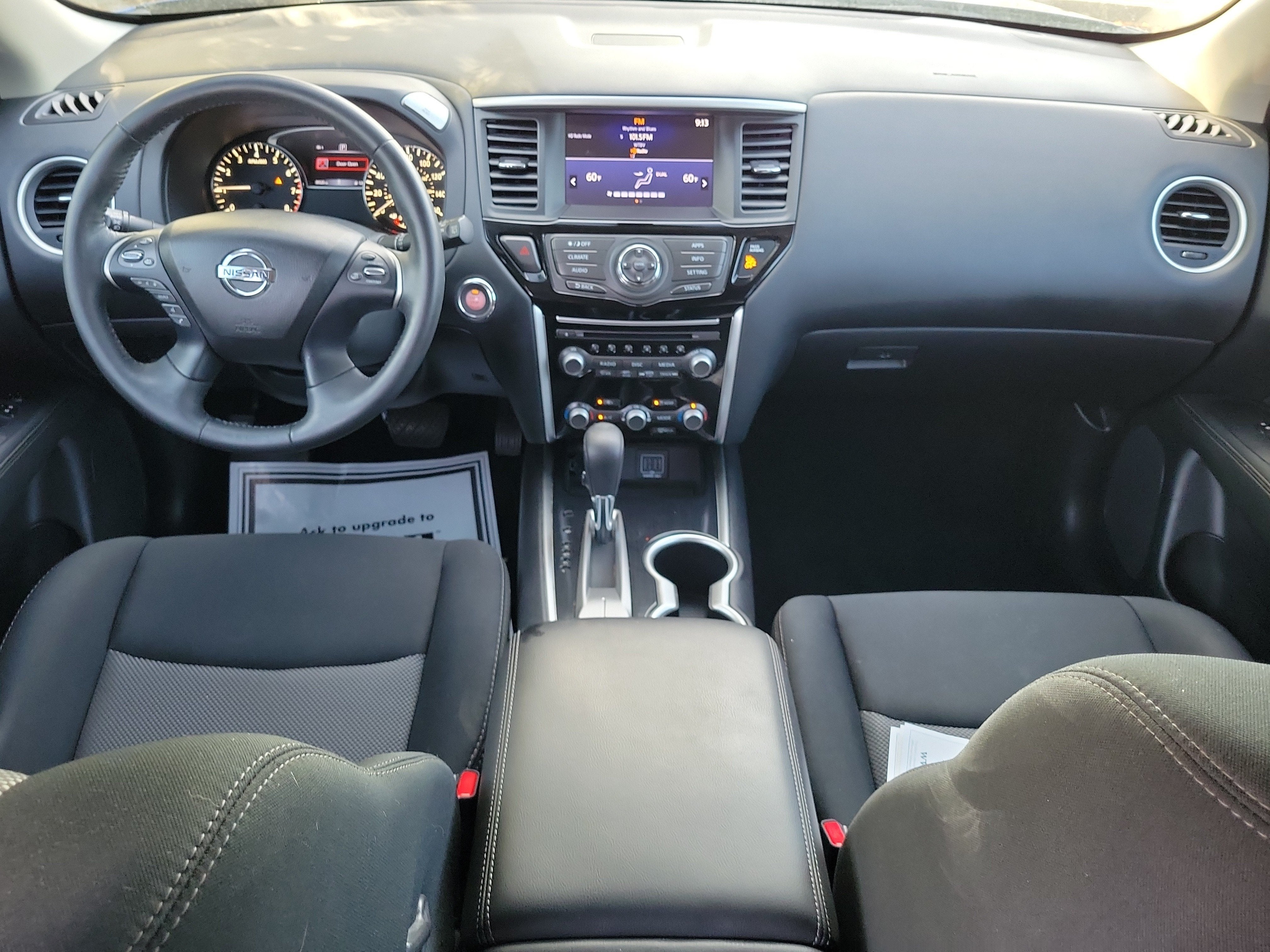 2018 Nissan Pathfinder SV