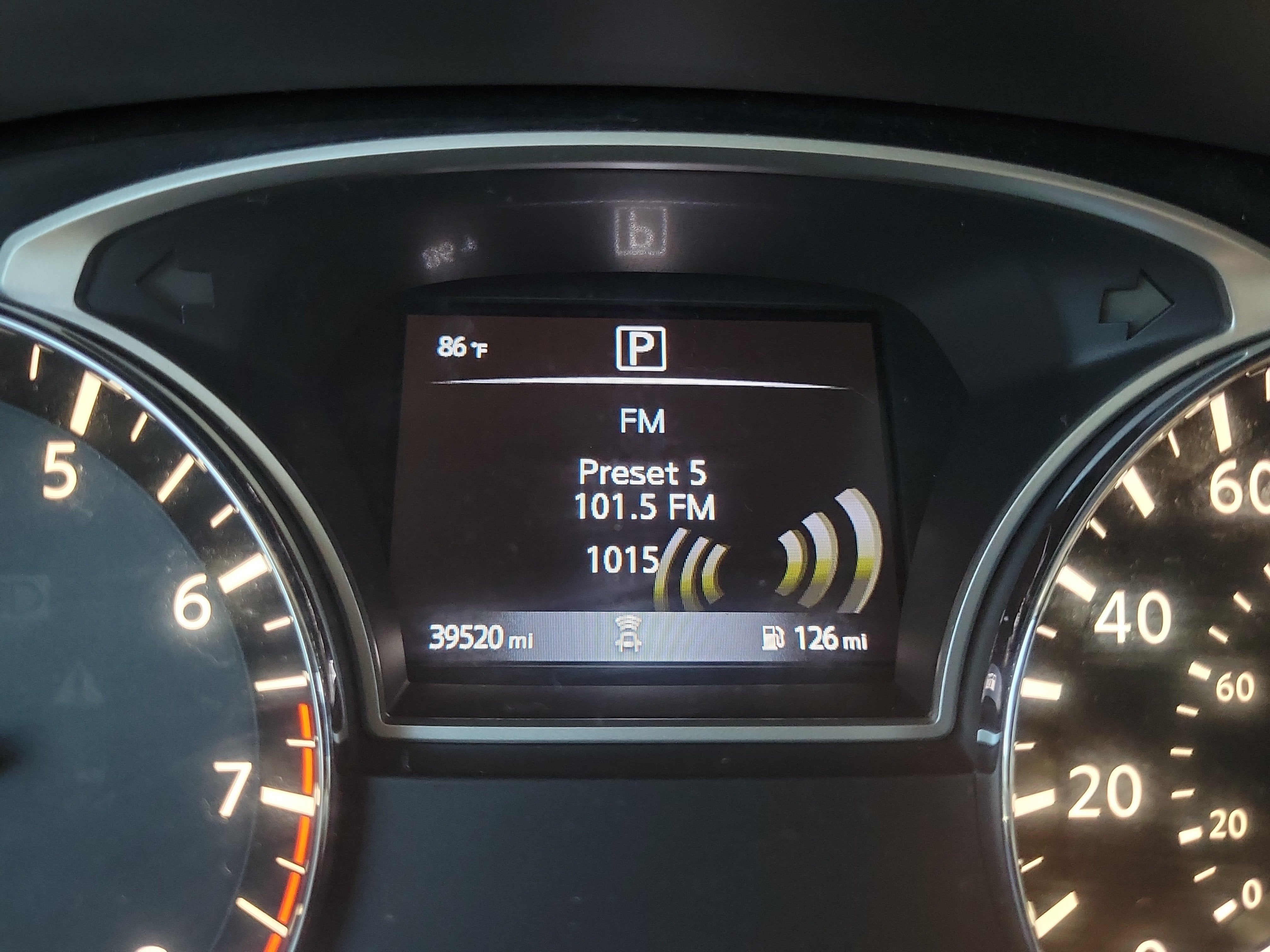 2018 Nissan Pathfinder SV