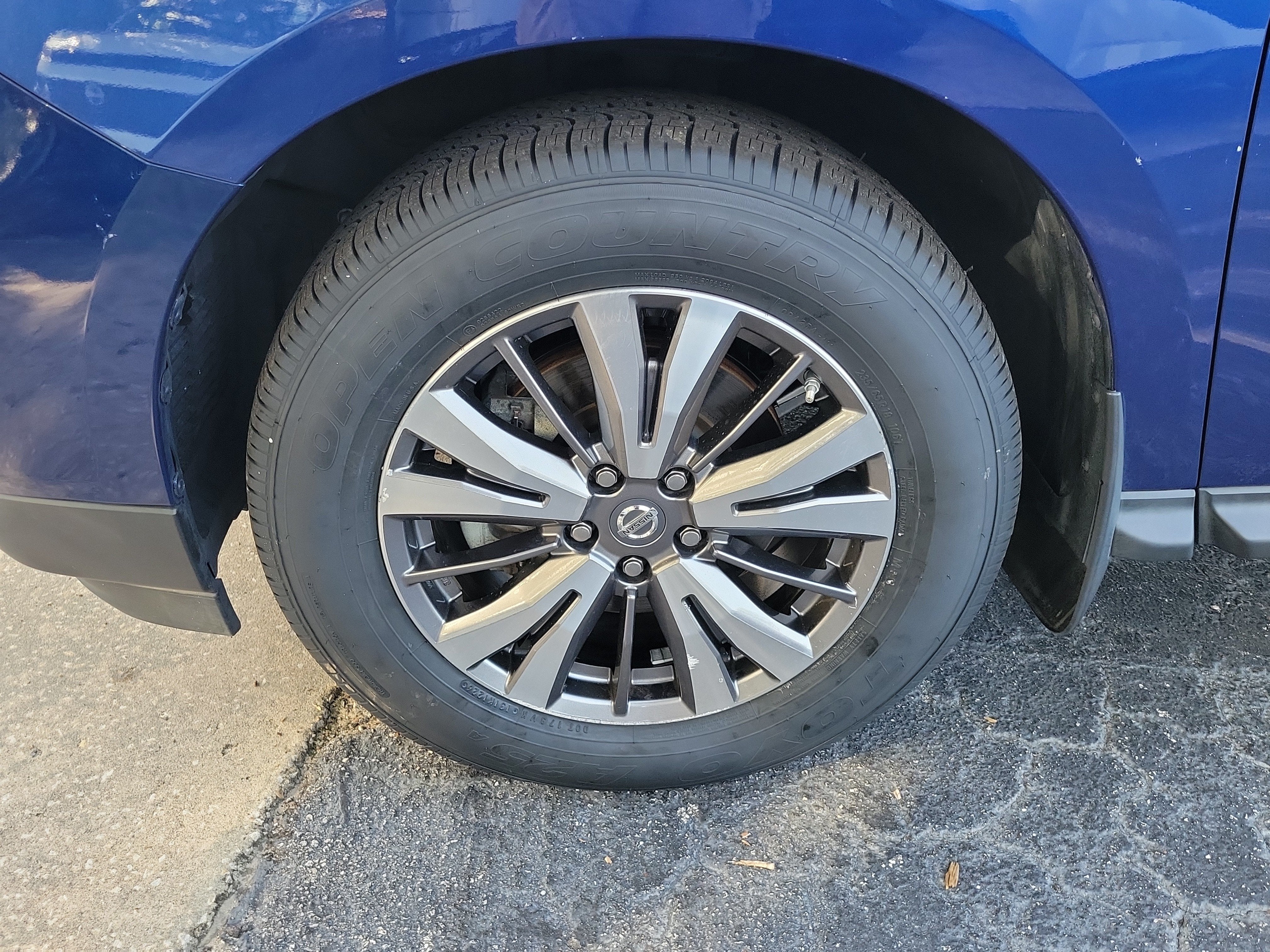 2018 Nissan Pathfinder SV