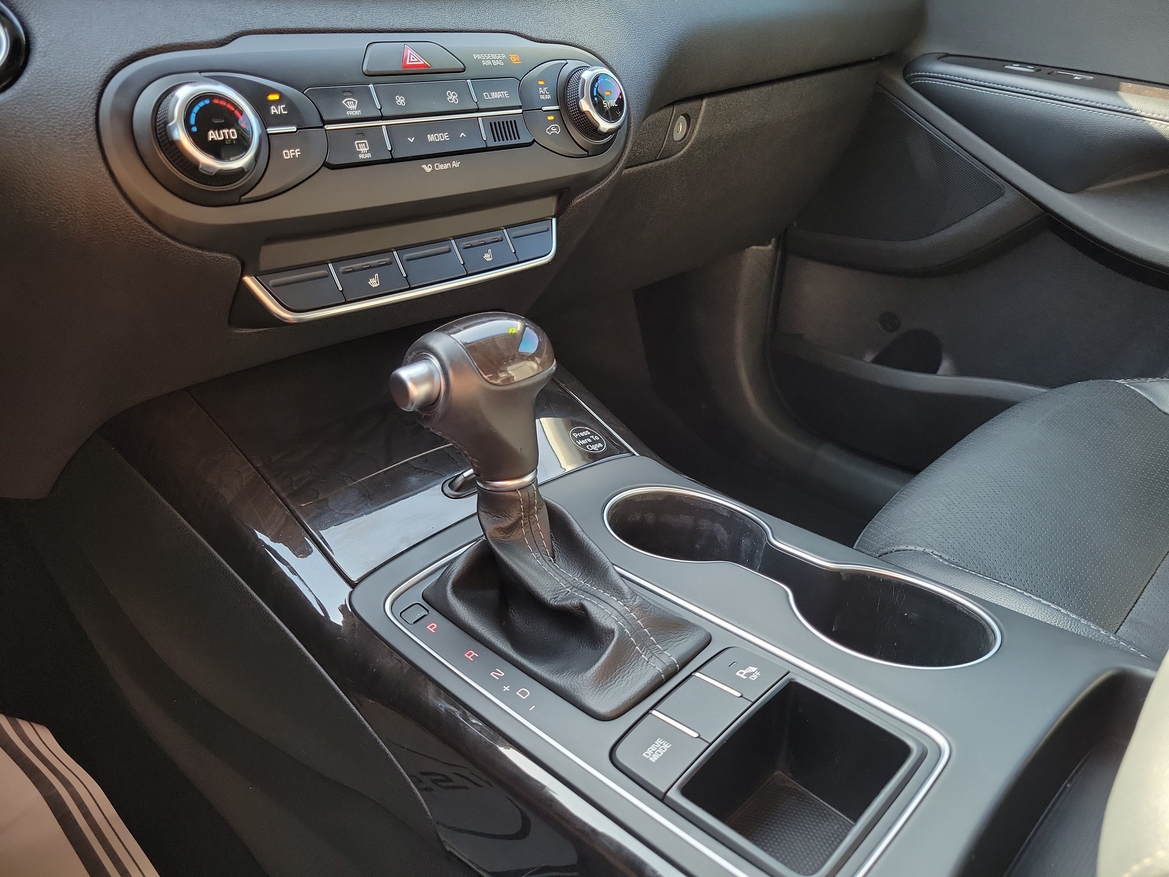 2018 Kia Sorento EX V6