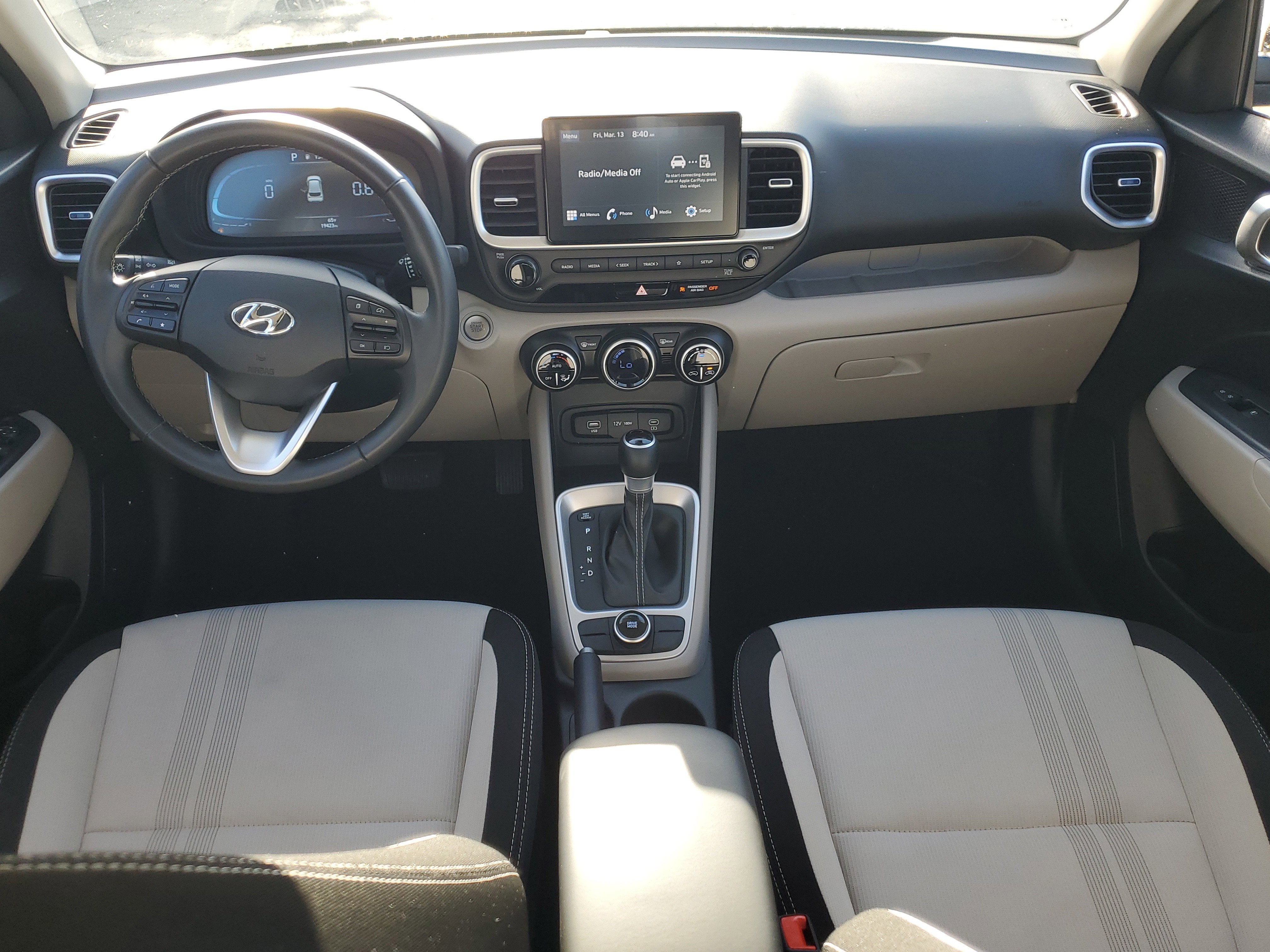 2025 Hyundai Venue SEL