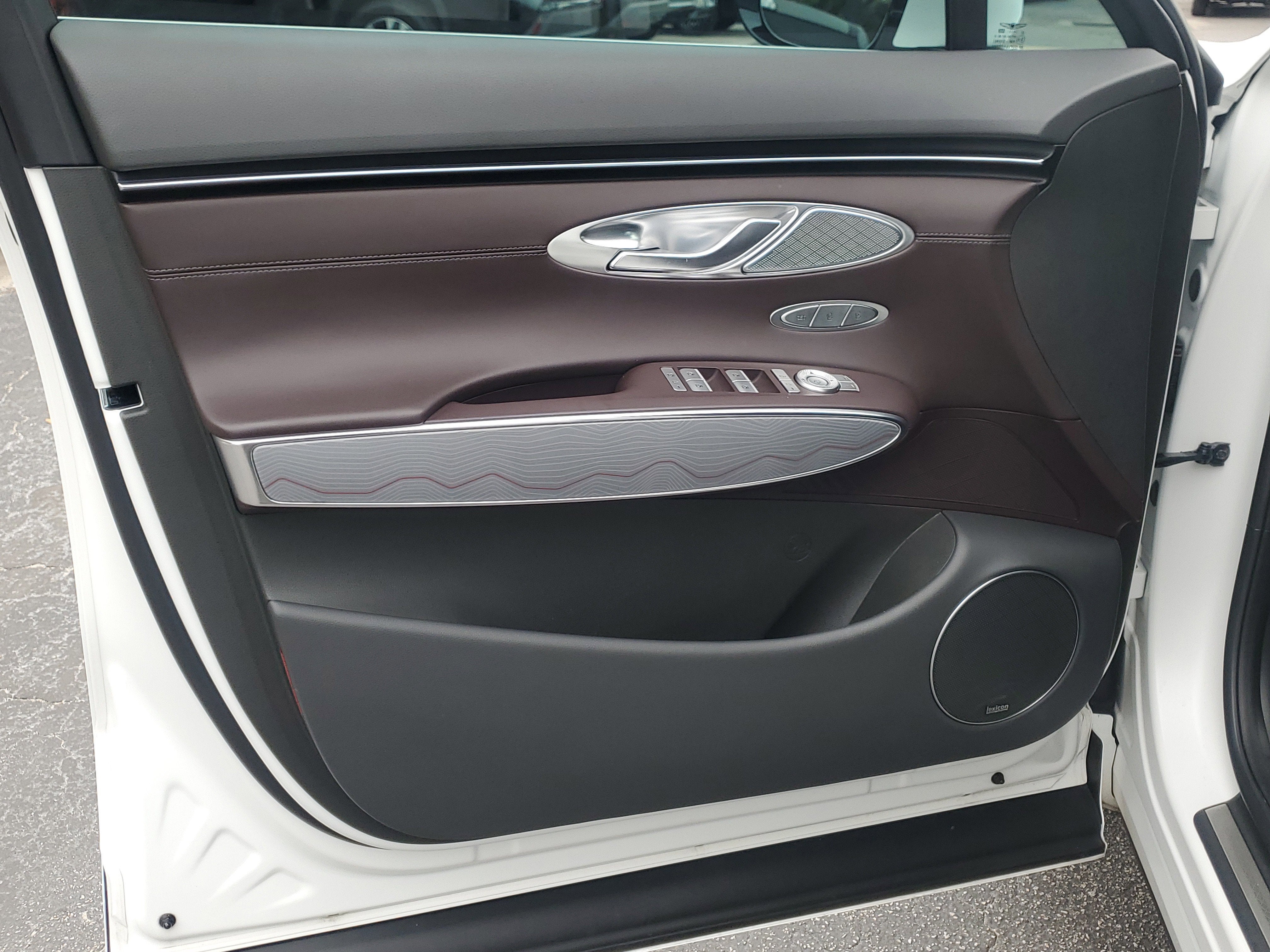 2023 Genesis GV70 2.5T