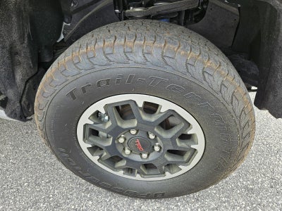 2024 Toyota Tacoma 4WD SR5