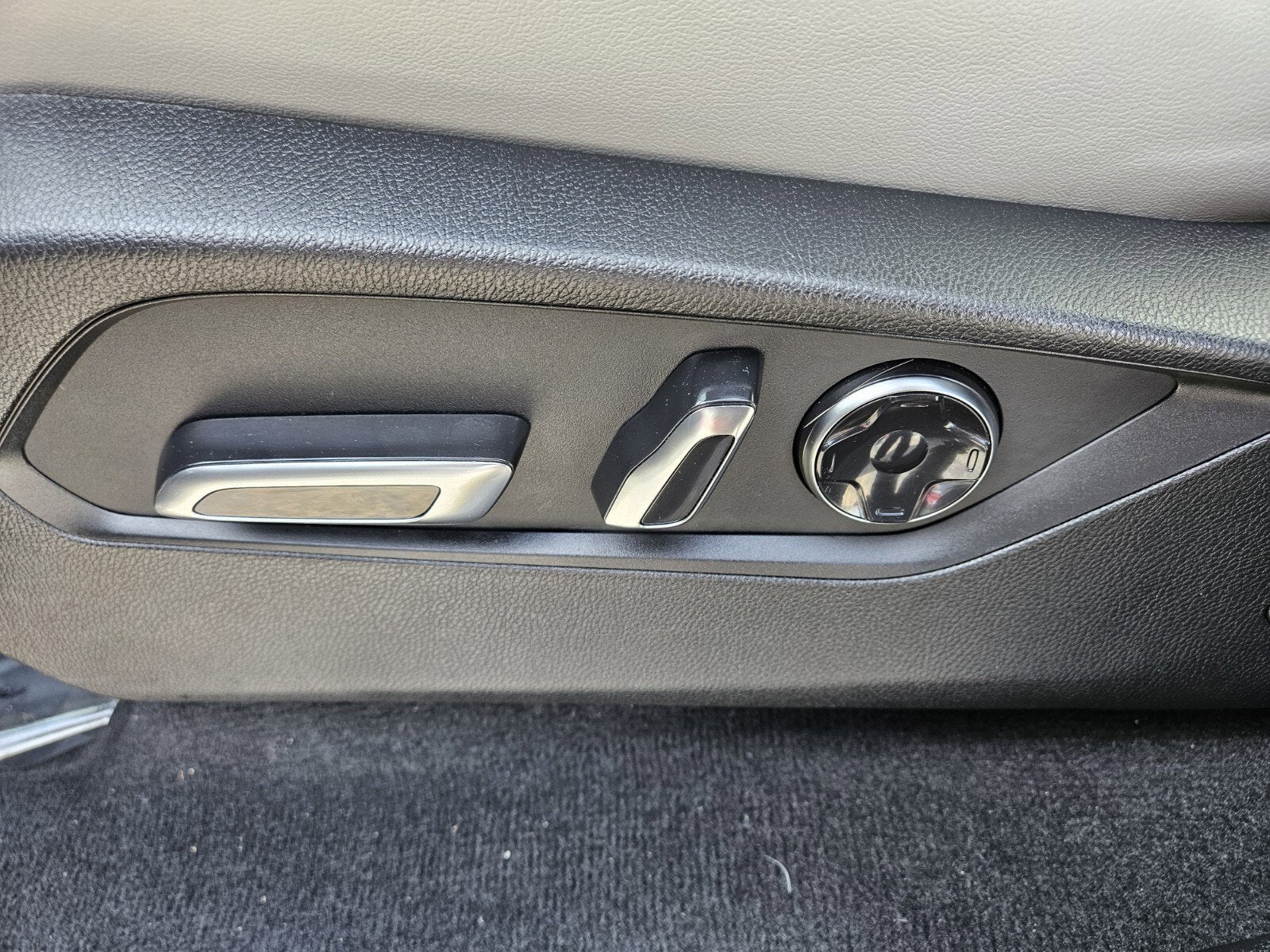 2025 Acura MDX w/Technology Package