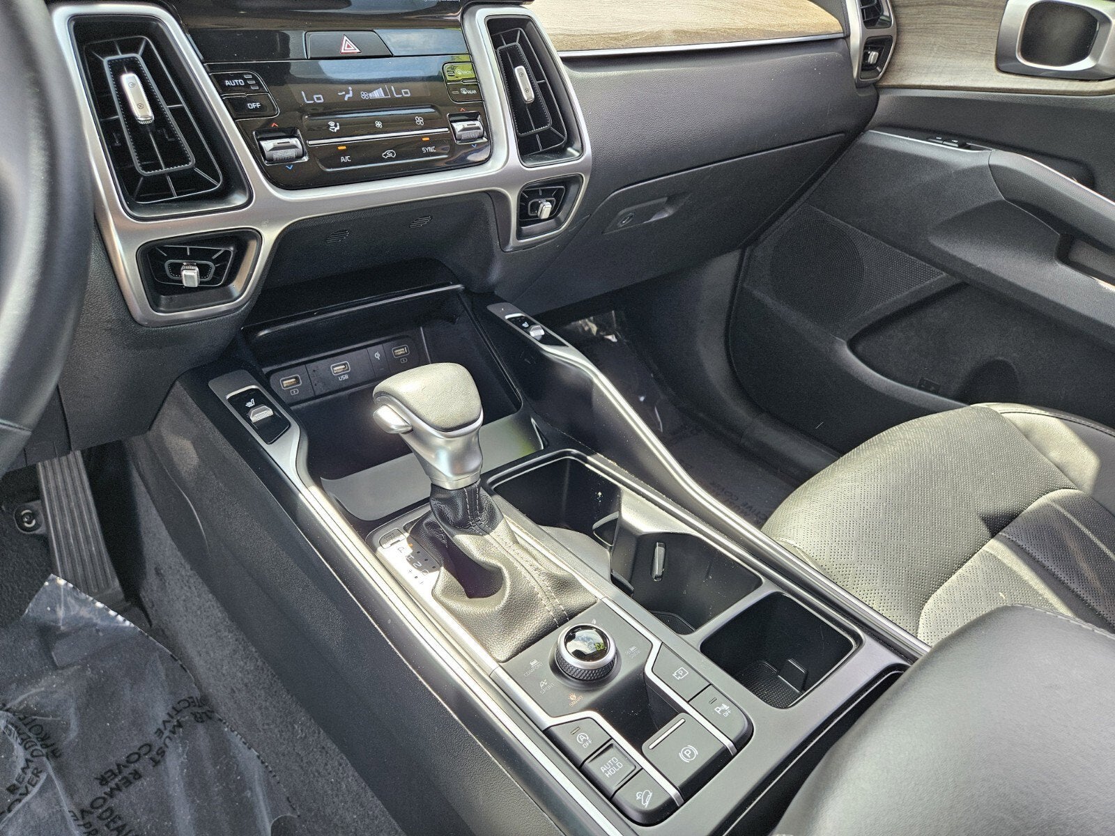 2023 Kia Sorento X-Line EX