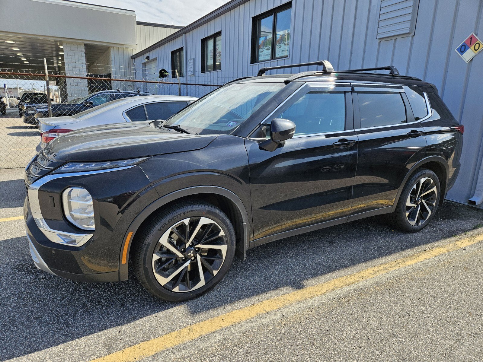 2024 Mitsubishi Outlander SE