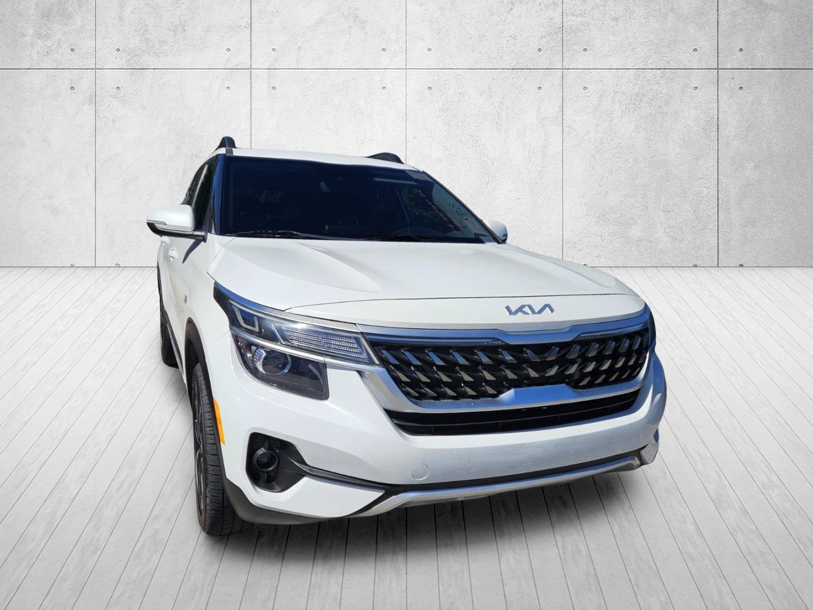 2022 Kia Seltos Nightfall