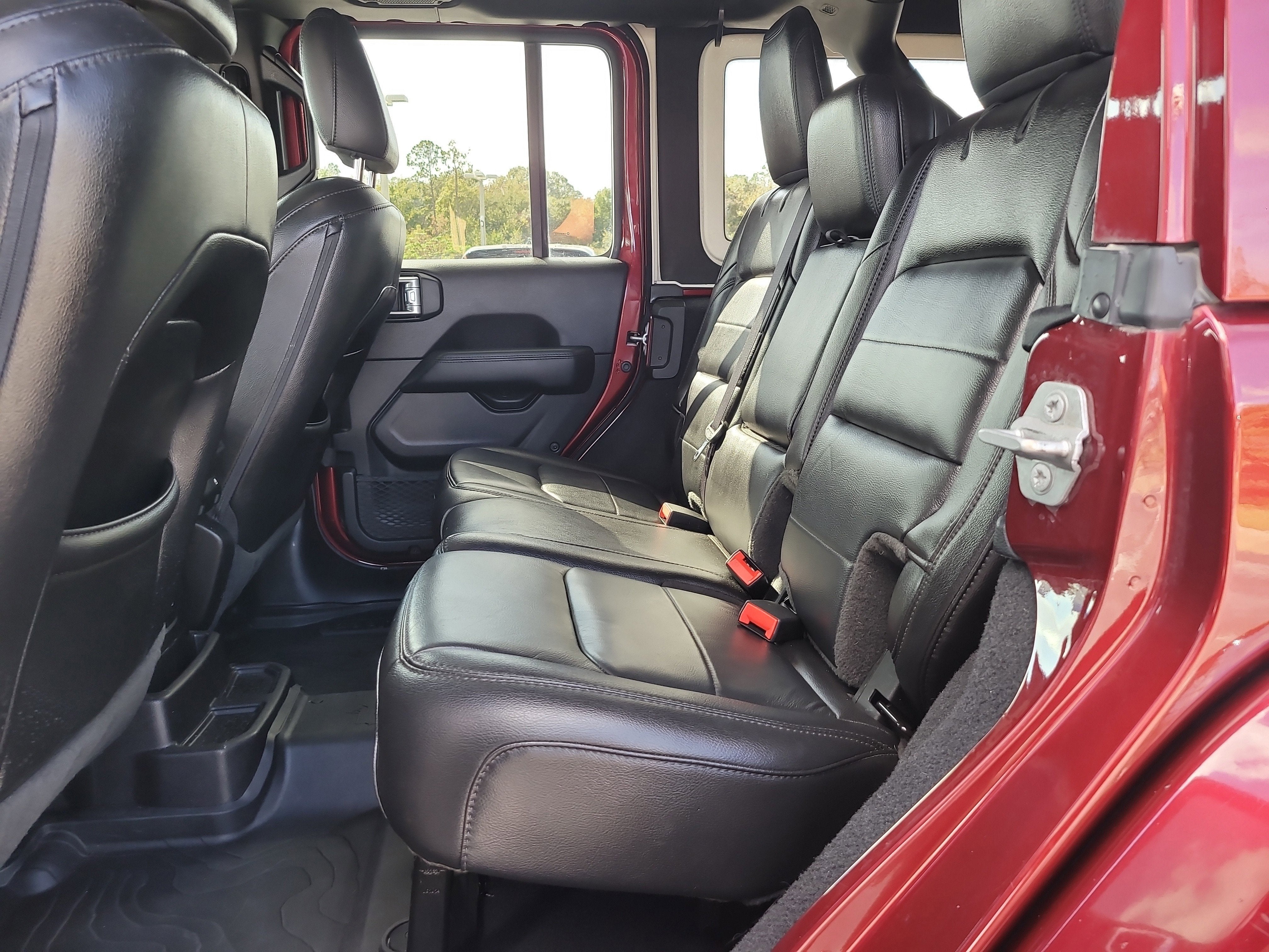 2021 Jeep Wrangler Unlimited Sahara Altitude