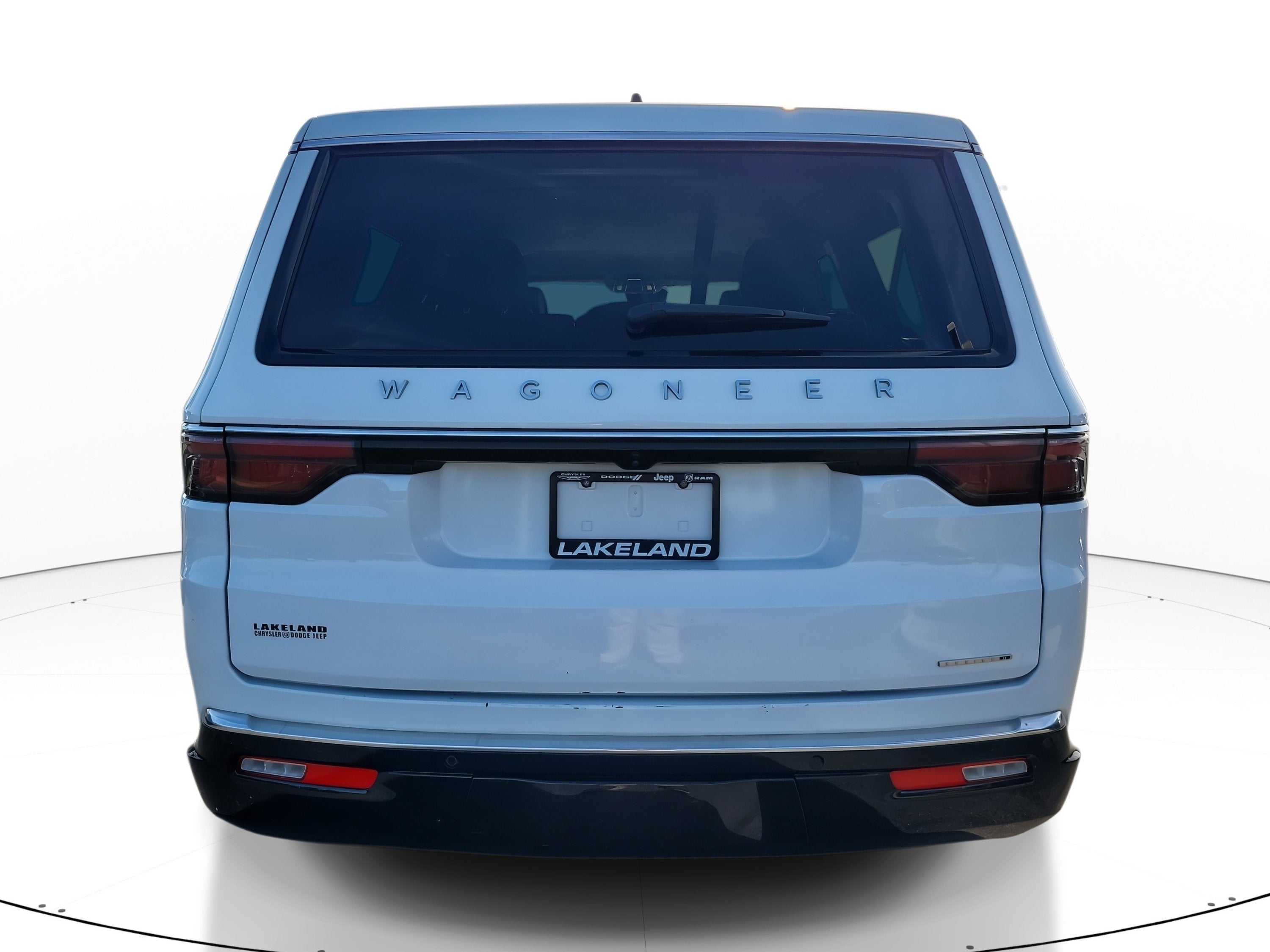 2024 Jeep Wagoneer L Series II