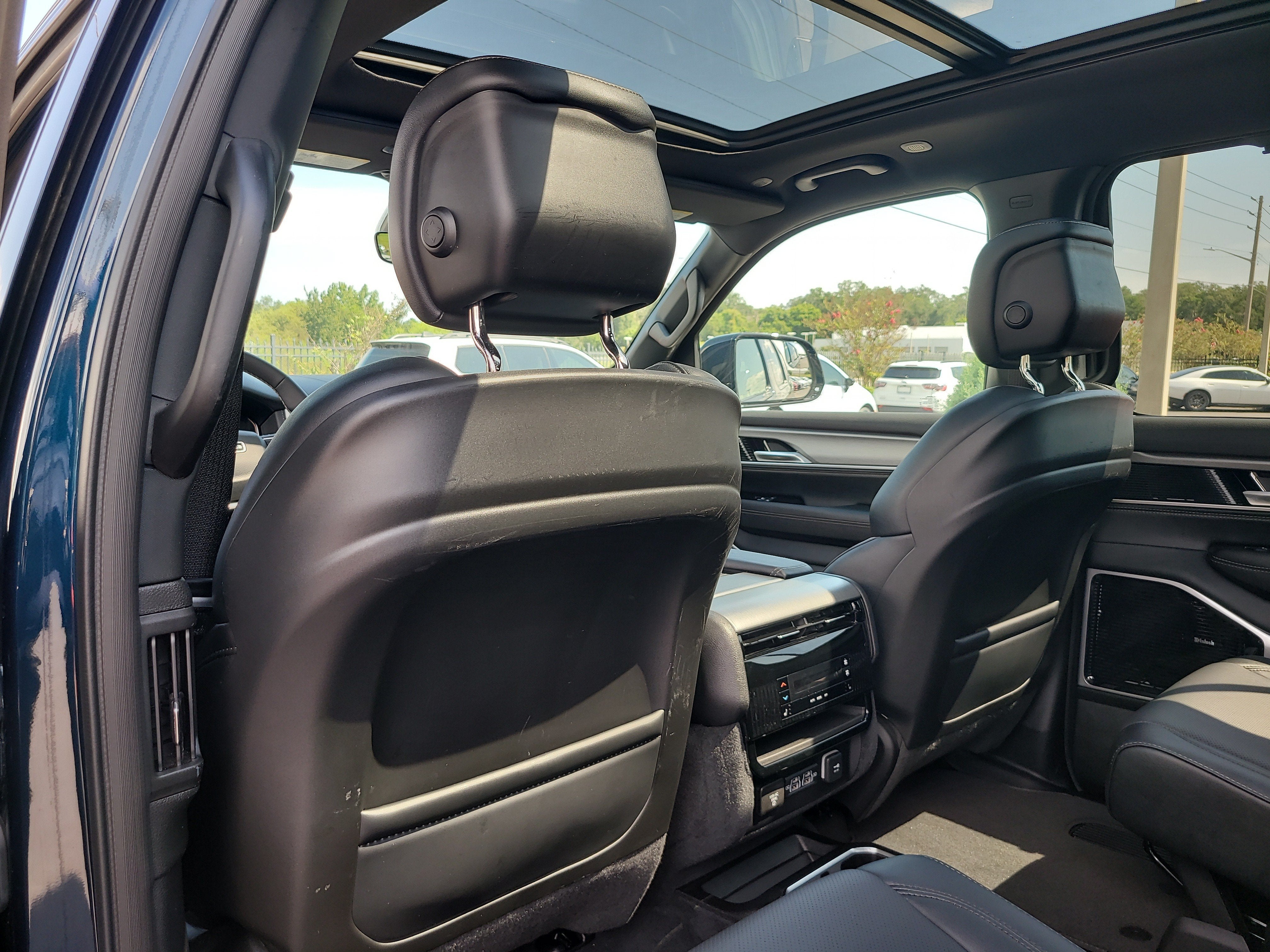2026 Jeep Grand Wagoneer Limited Reserve