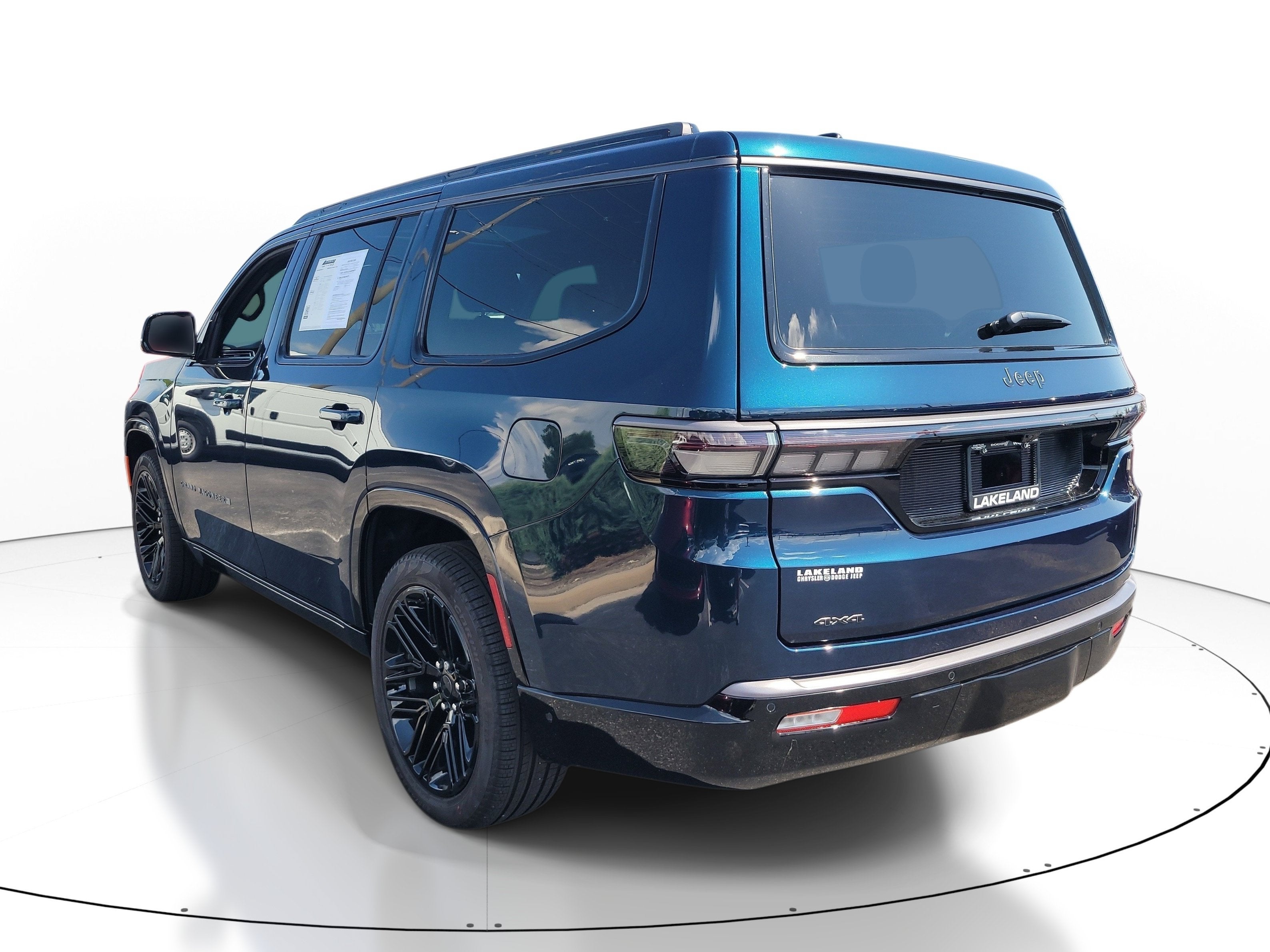 2026 Jeep Grand Wagoneer Limited Reserve