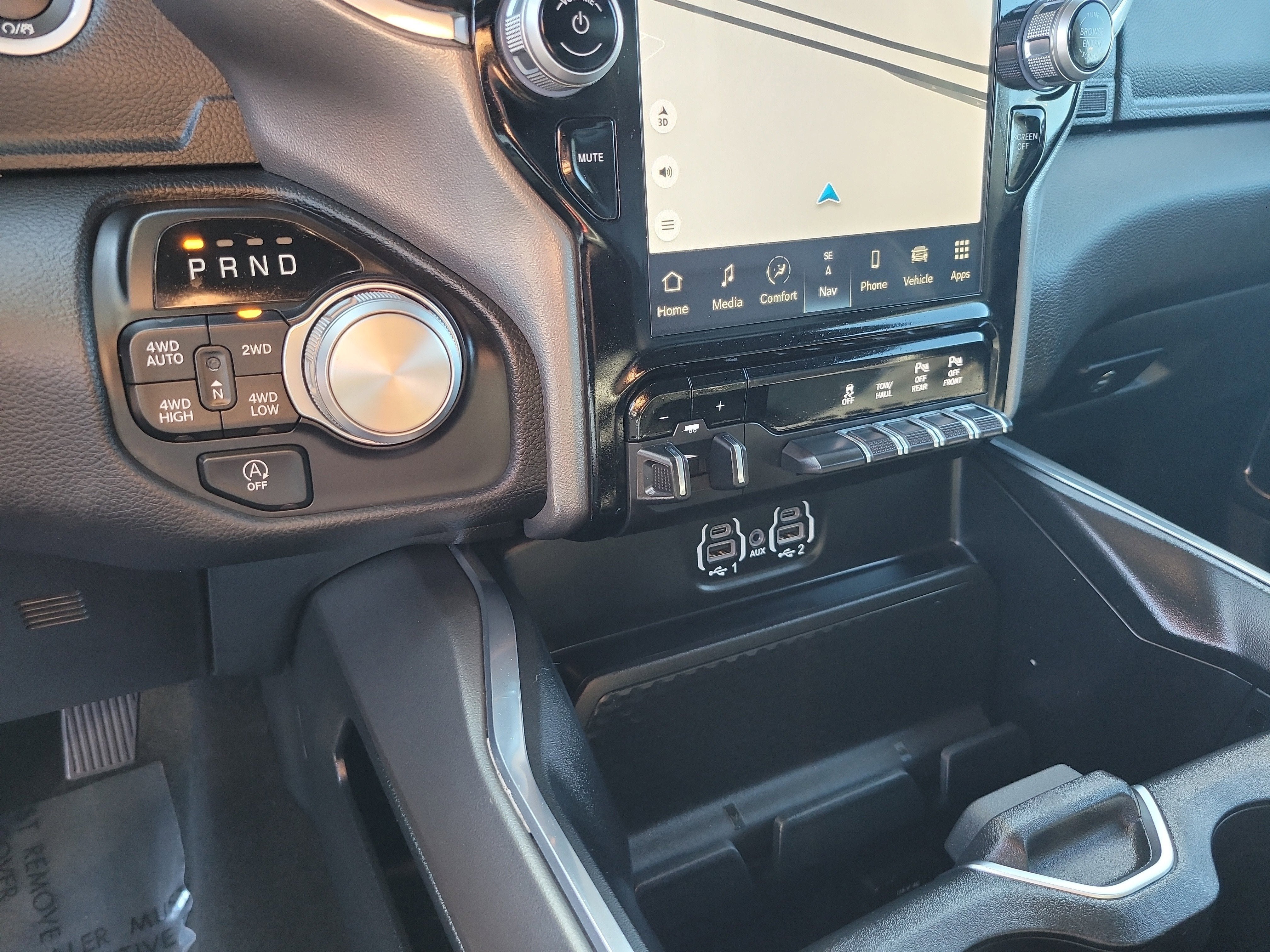 2024 RAM 1500 Laramie