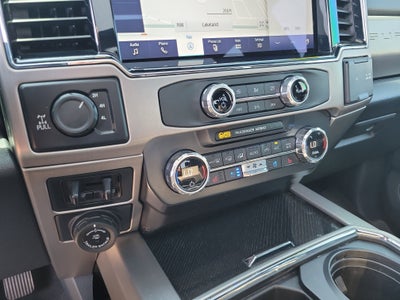 2022 Ford Super Duty F-350 SRW Platinum