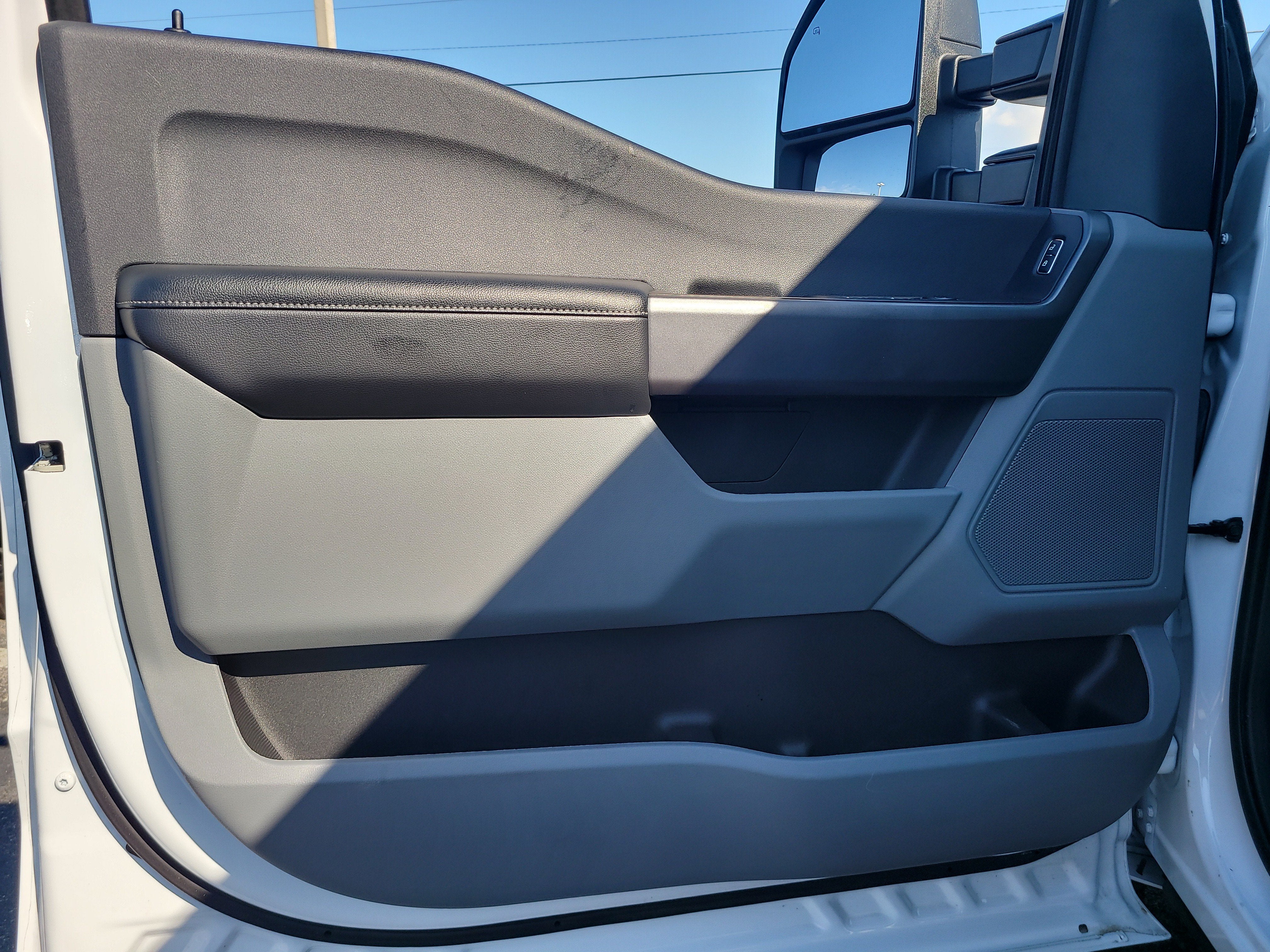 2024 Ford Super Duty F-350 DRW XLT